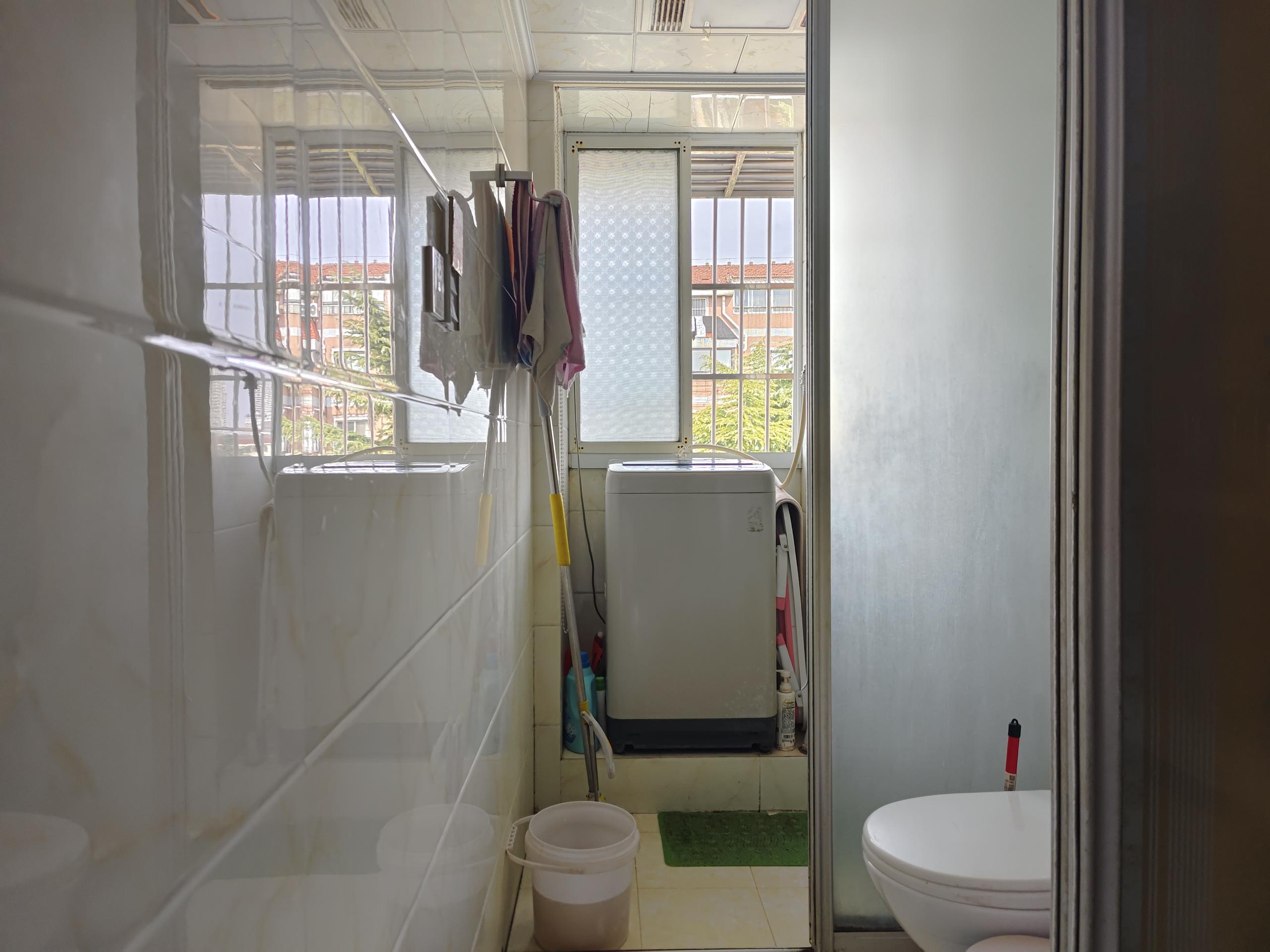 文峰花苑 2室1厅1卫 67m&sup2;