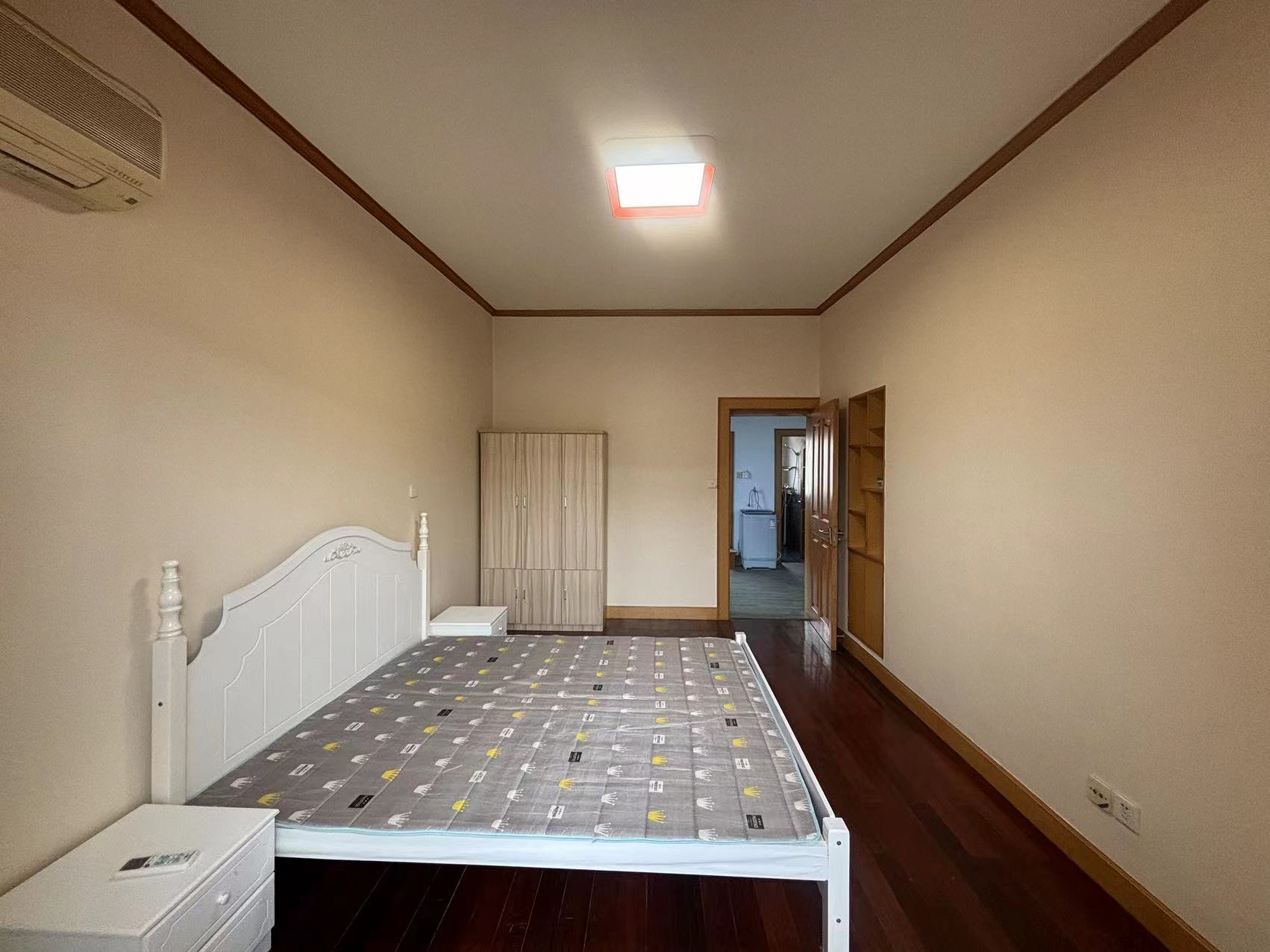 光明新村 2室1厅1卫 64m&sup2;