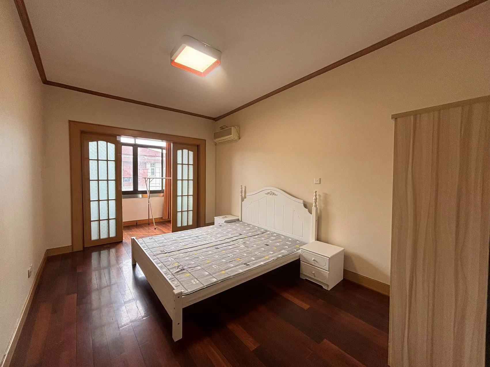光明新村 2室1厅1卫 64m&sup2;