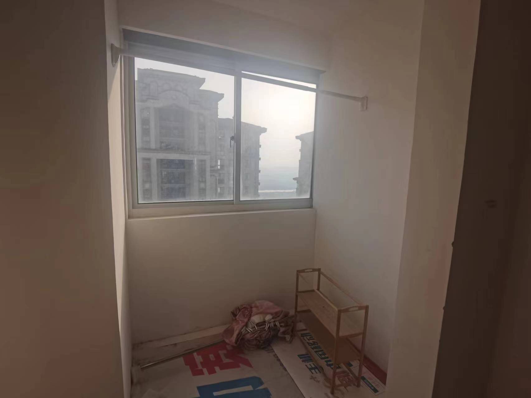 湖滨华庭 2室2厅1卫 100.90m&sup2;