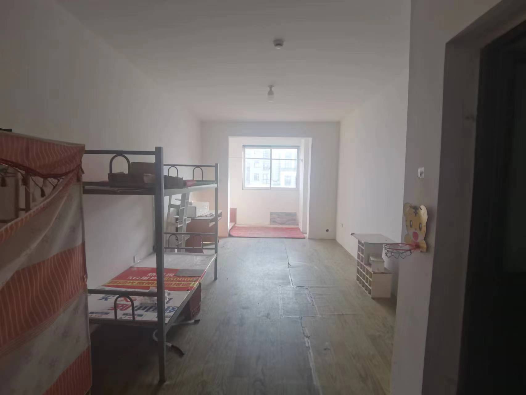 湖滨华庭 2室2厅1卫 100.90m&sup2;