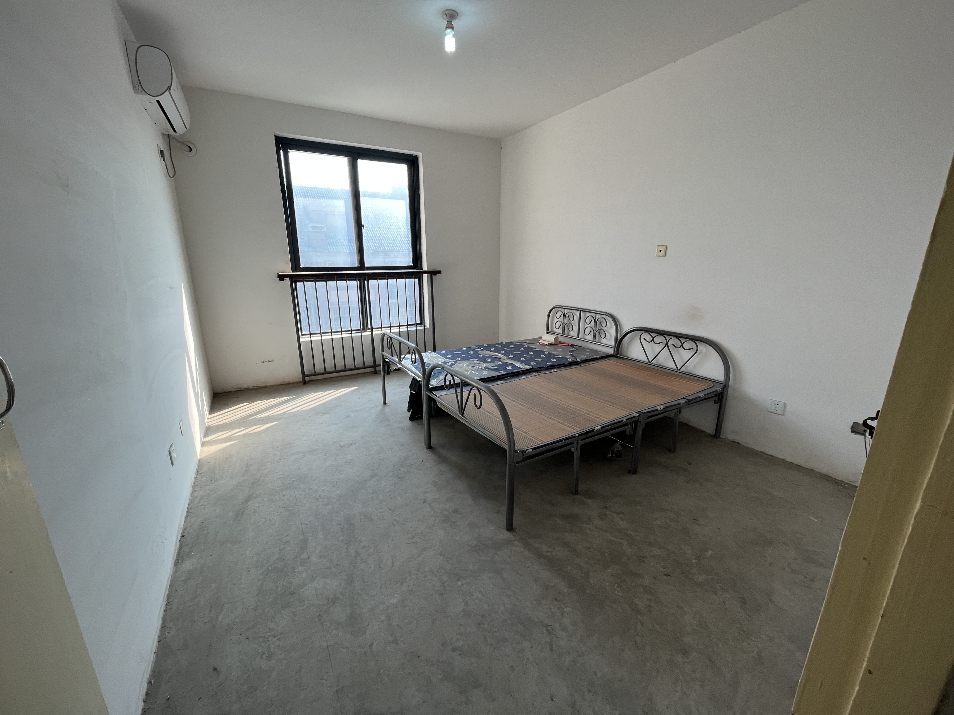 星月花园 4室2厅1卫 145.54m&sup2;