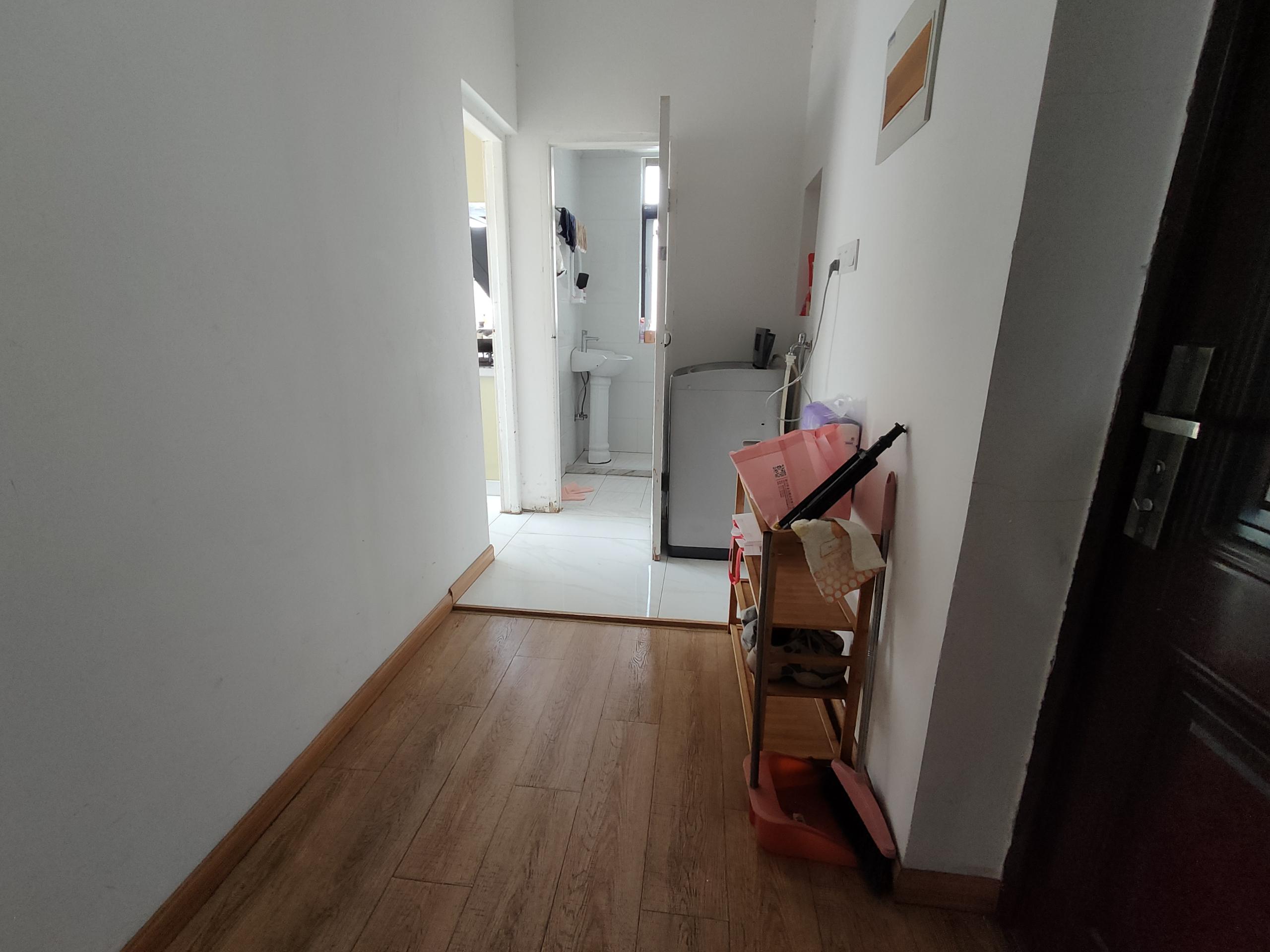 望江楼小区 2室2厅1卫 43.69m²