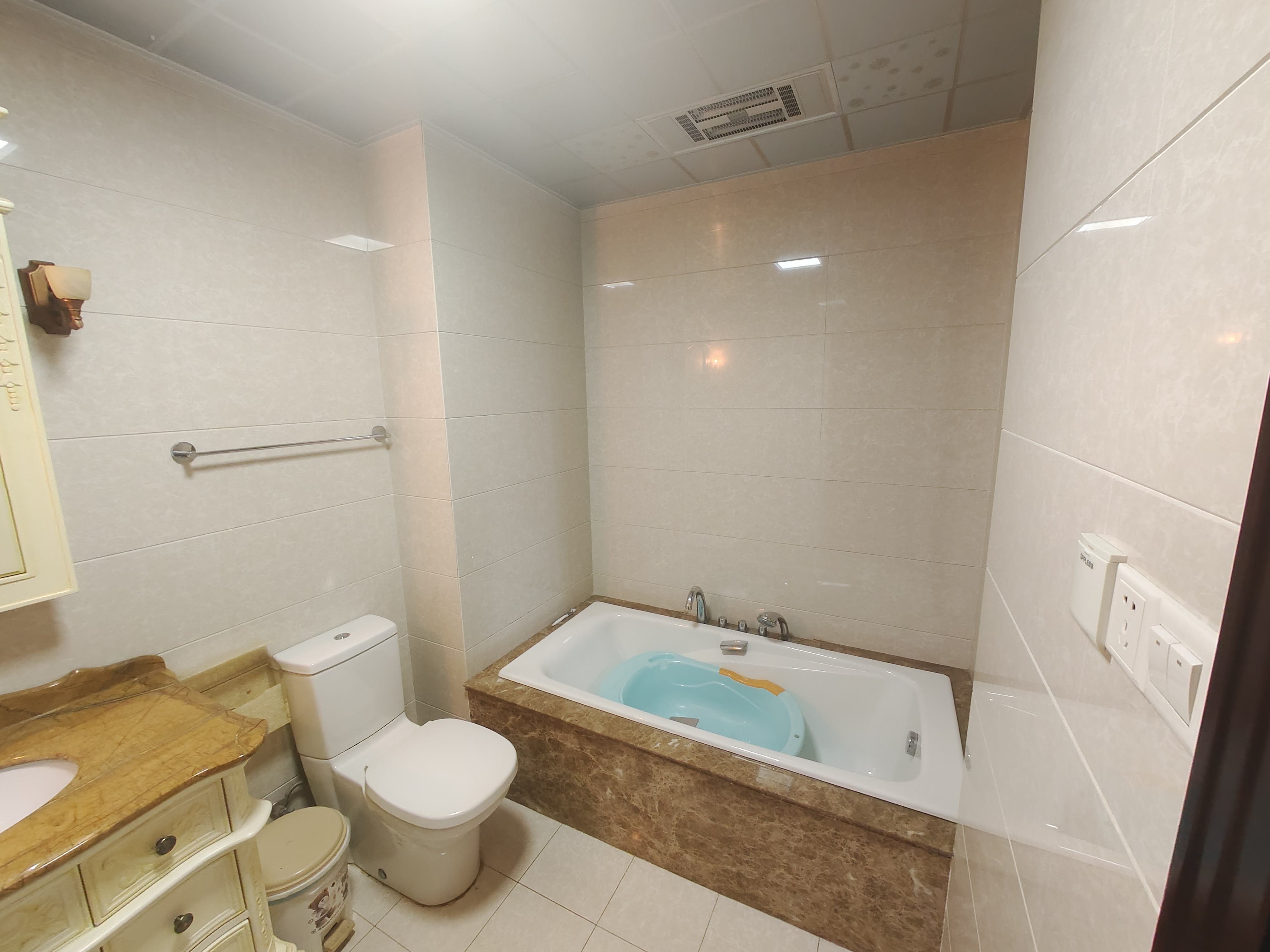 绿城玉兰公寓 2室1厅1卫 71.94m&sup2;