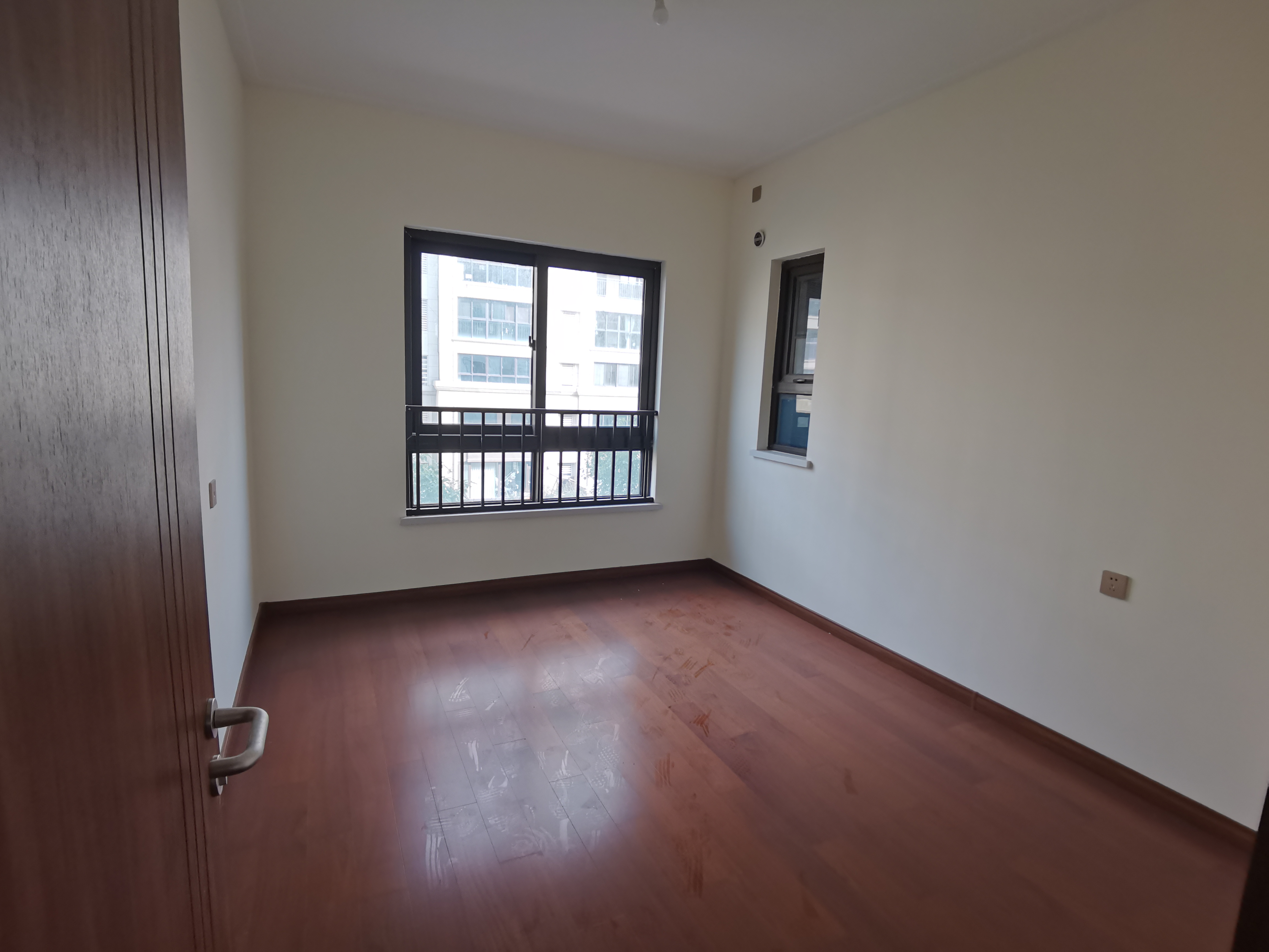 中南万科大都会 4室2厅2卫 158m²