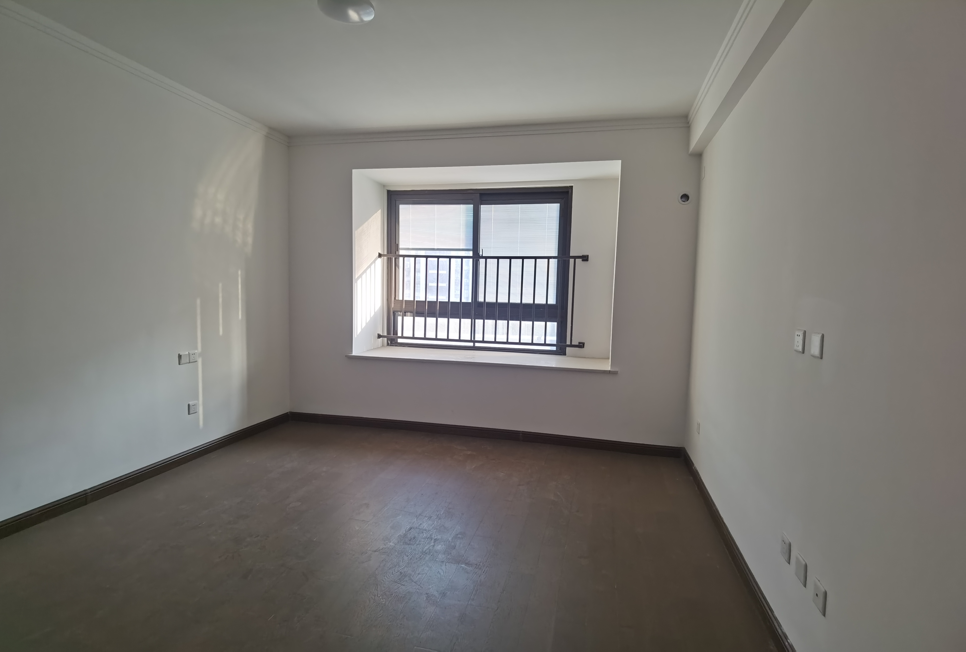 华强国际公馆 4室3厅3卫 189.25m&sup2;