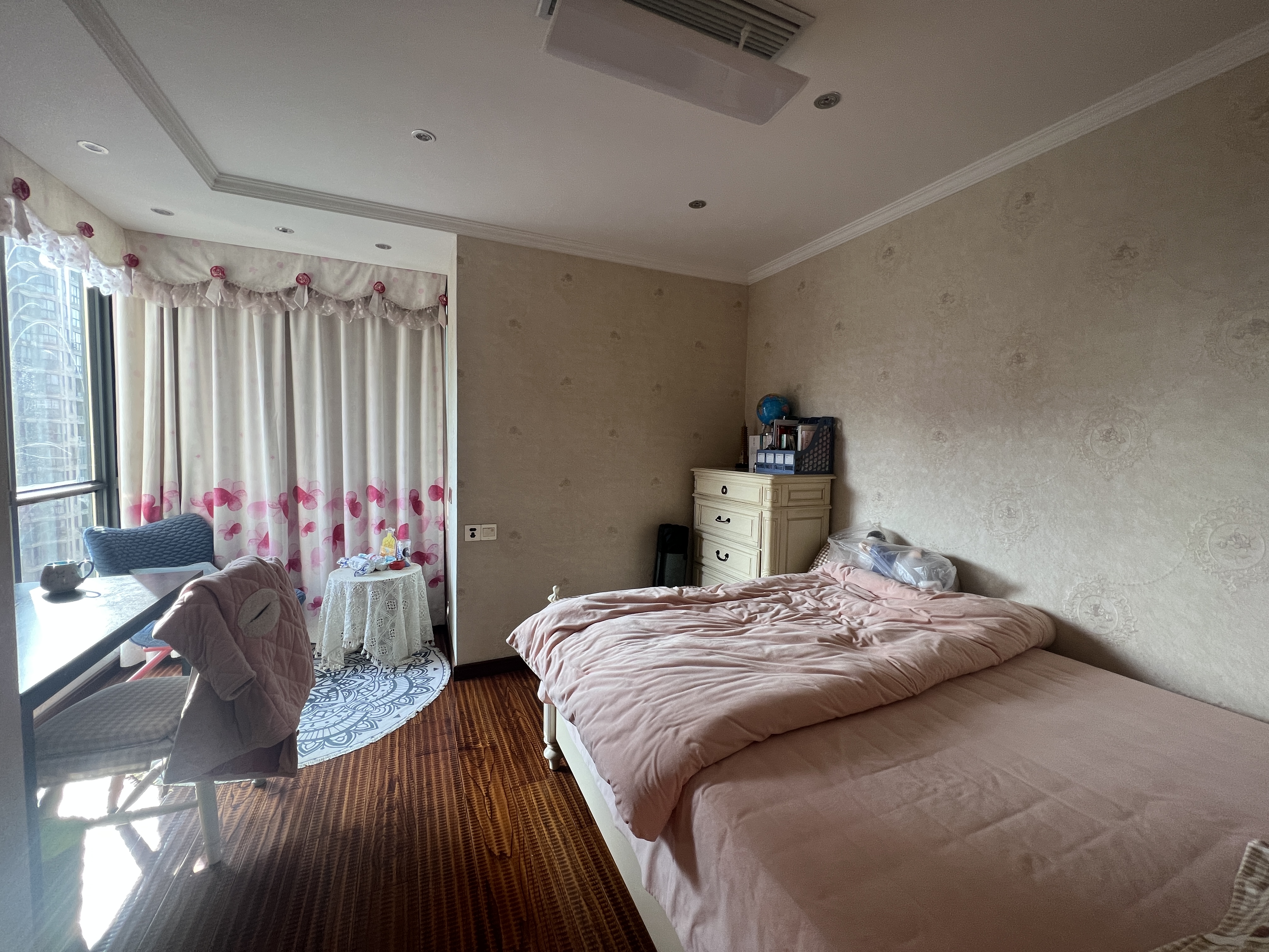 金色城品 4室2厅2卫 142.53m&sup2;
