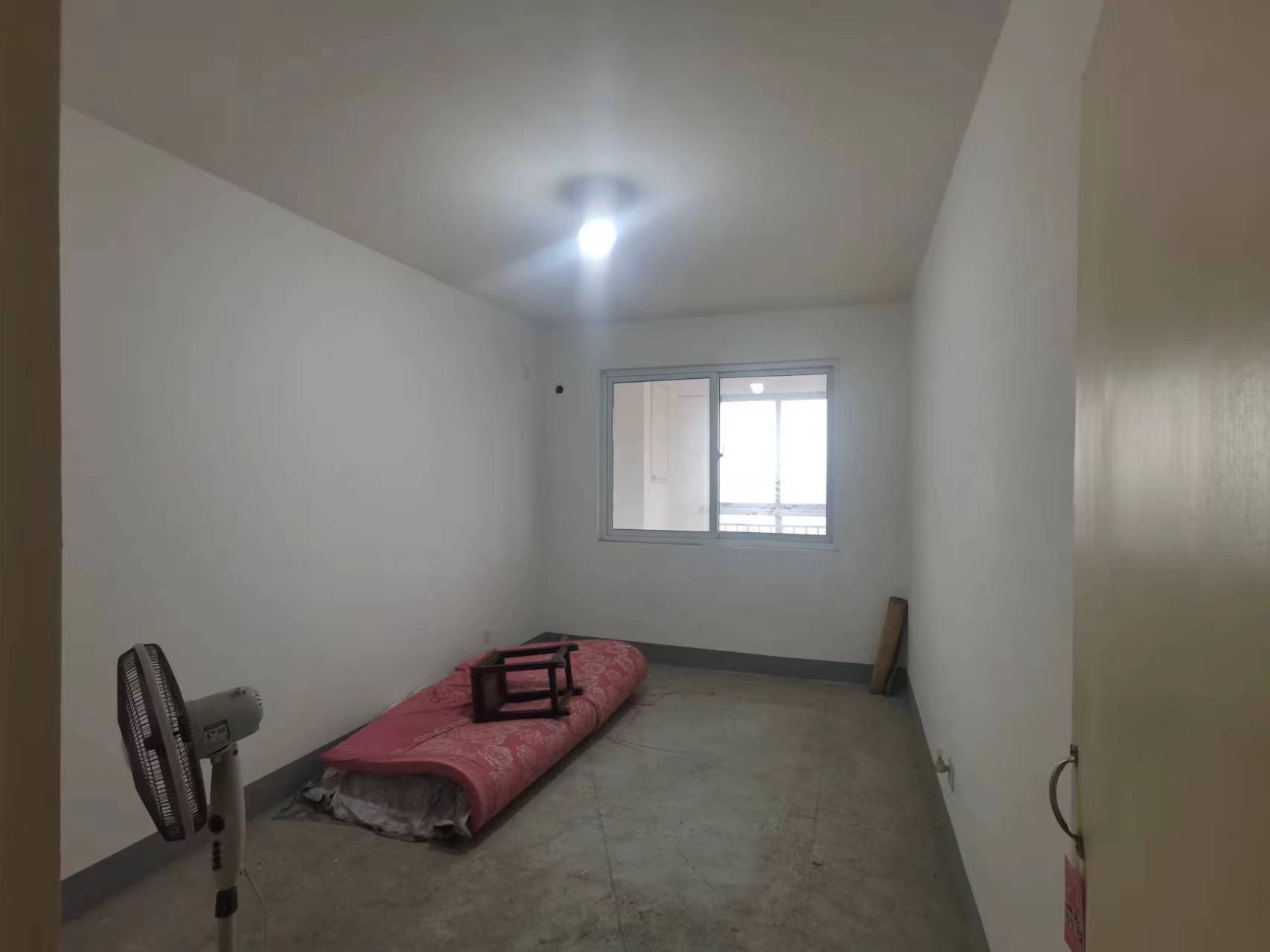 外滩花苑 3室1厅1卫 113.00m&sup2;