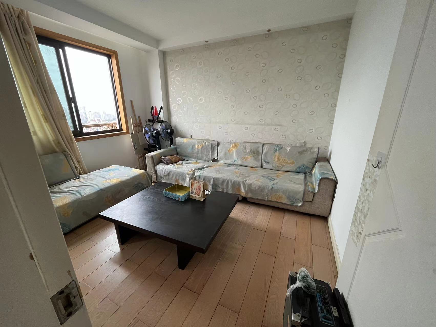 中南大厦 3室2厅1卫 108.96m&sup2;