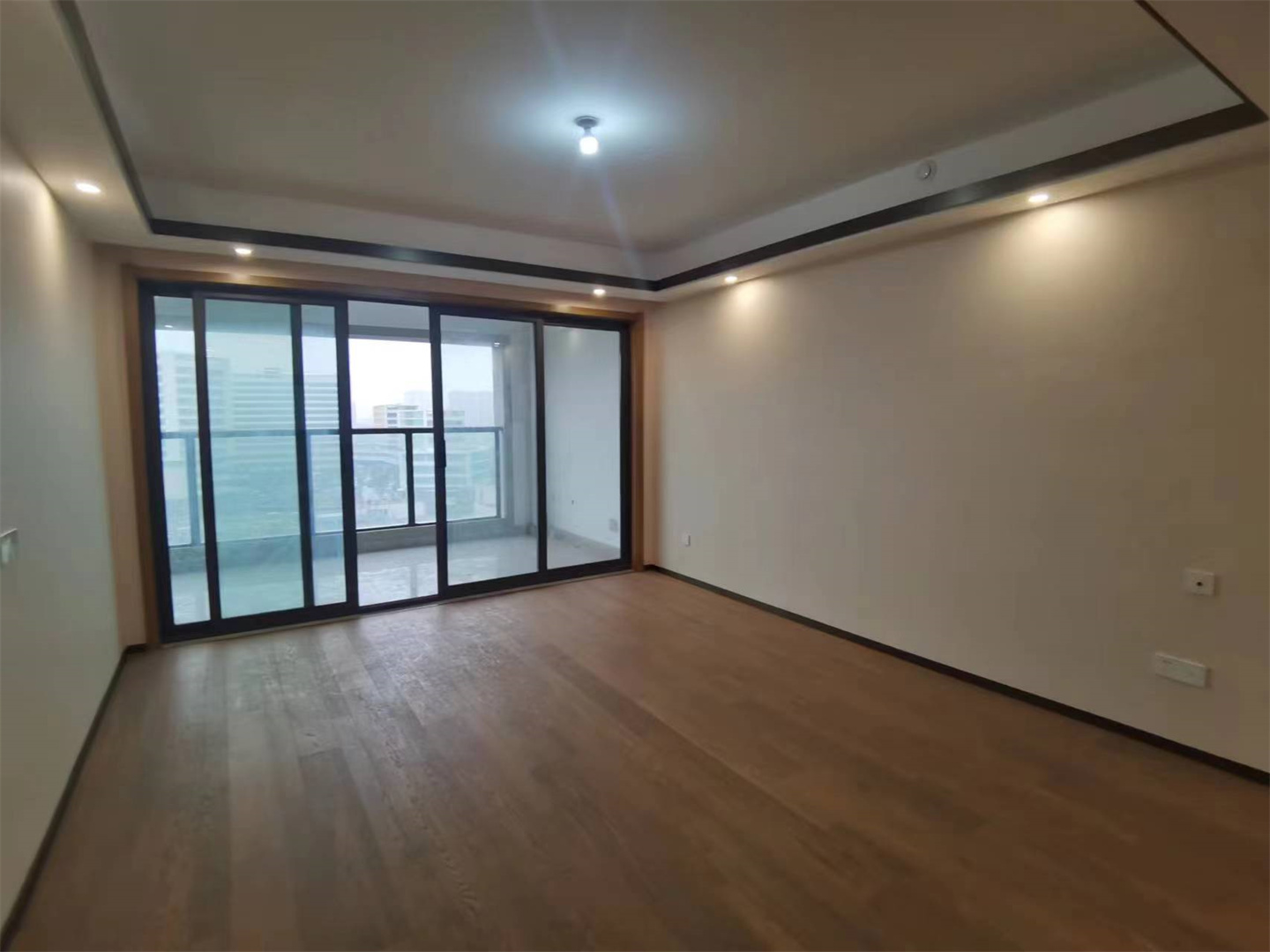 远创东樾 3室2厅2卫 124.00m²
