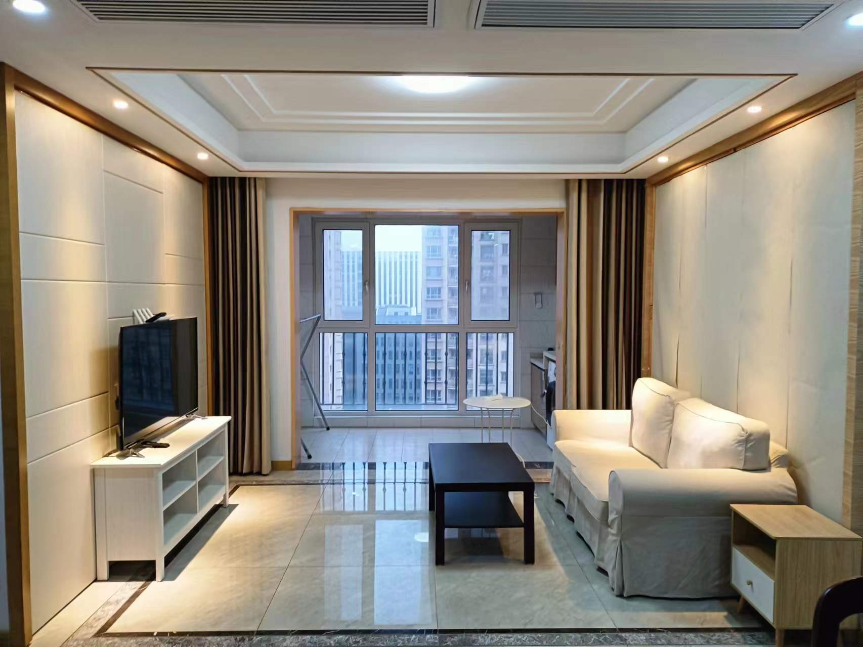 中南世纪花城三期 3室2厅1卫 105.49m&sup2;