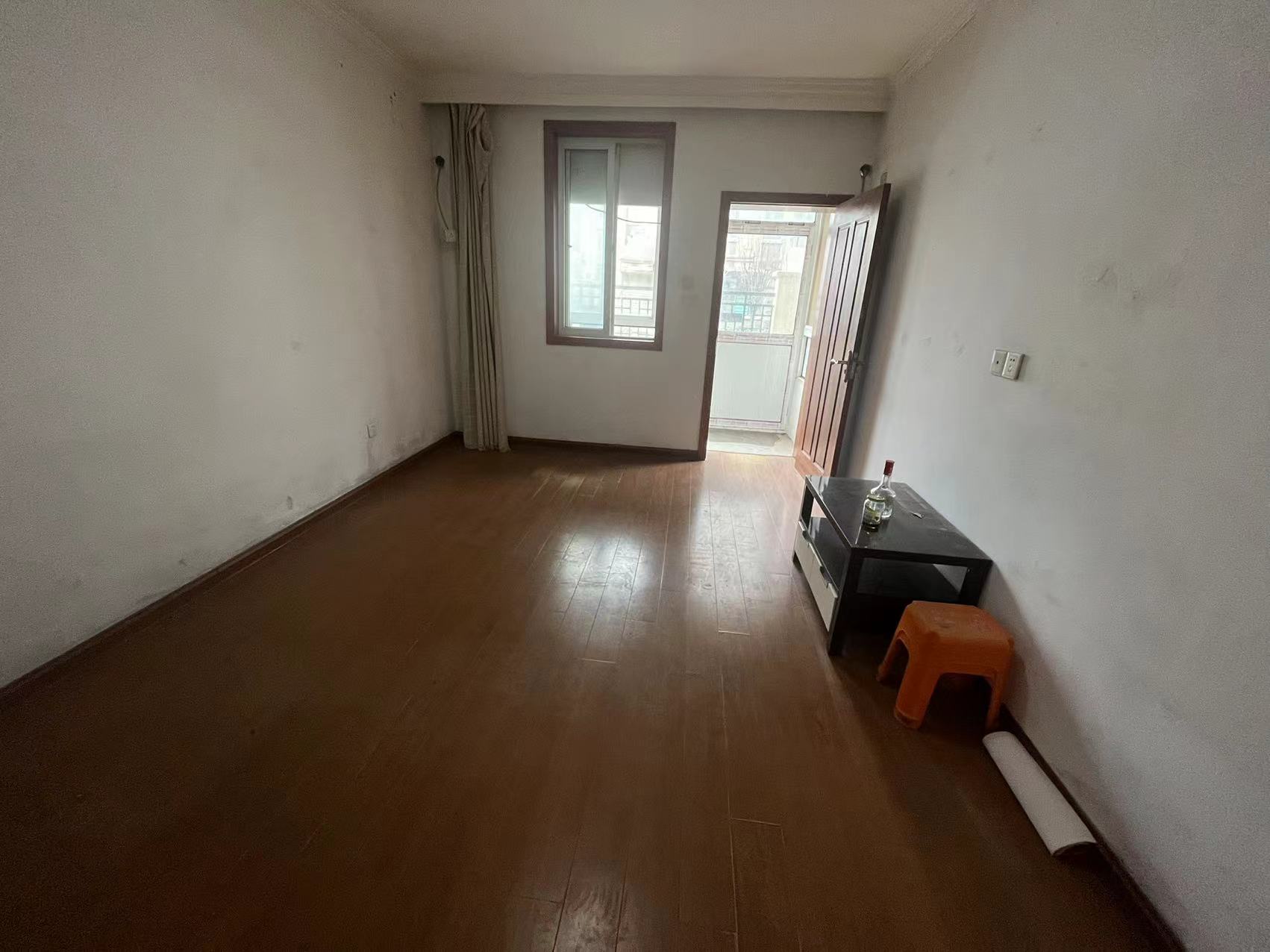 城港新村 2室1厅1卫 63m&sup2;