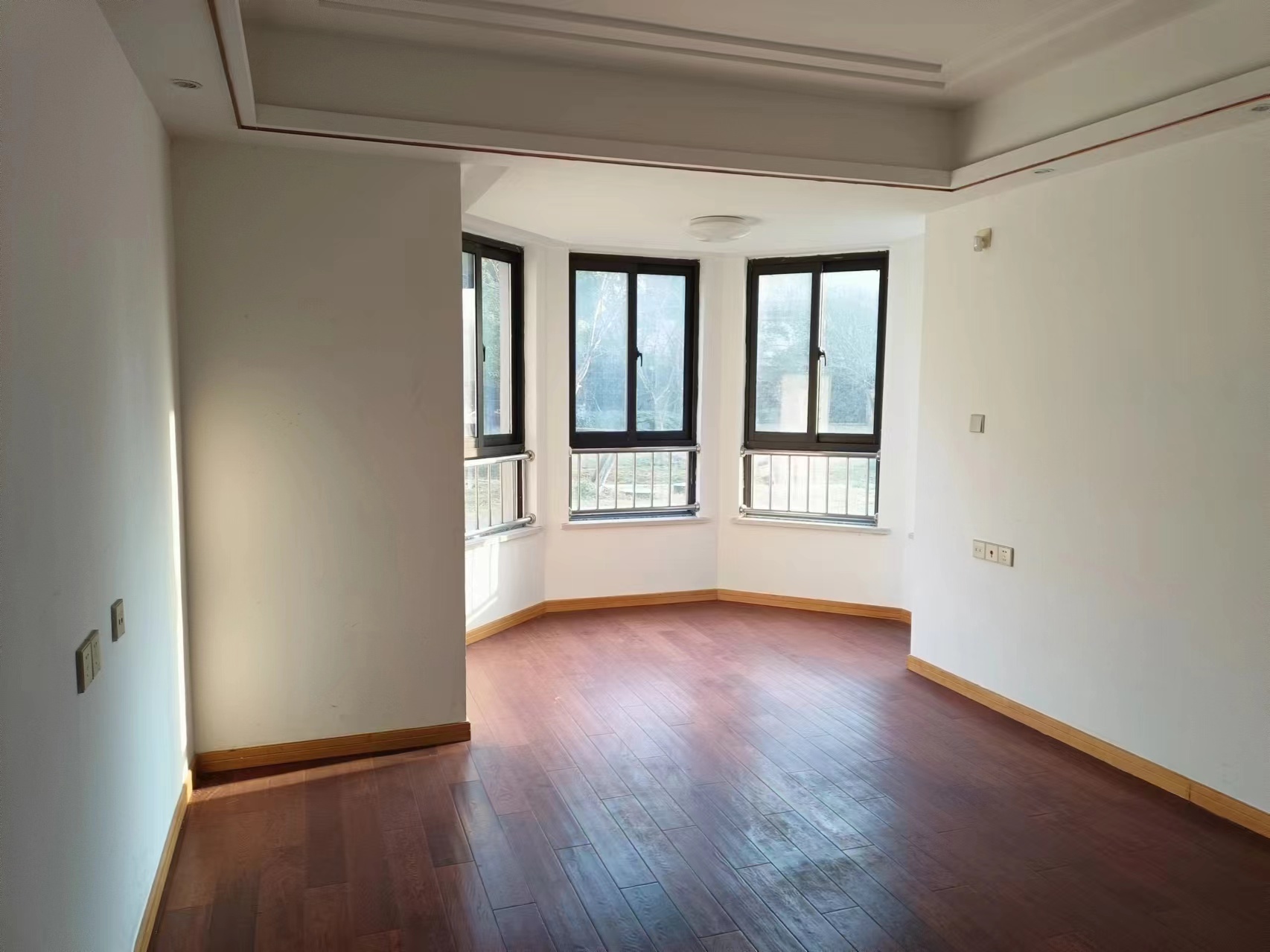 中南世纪花城三期 3室2厅2卫 132.9m&sup2;