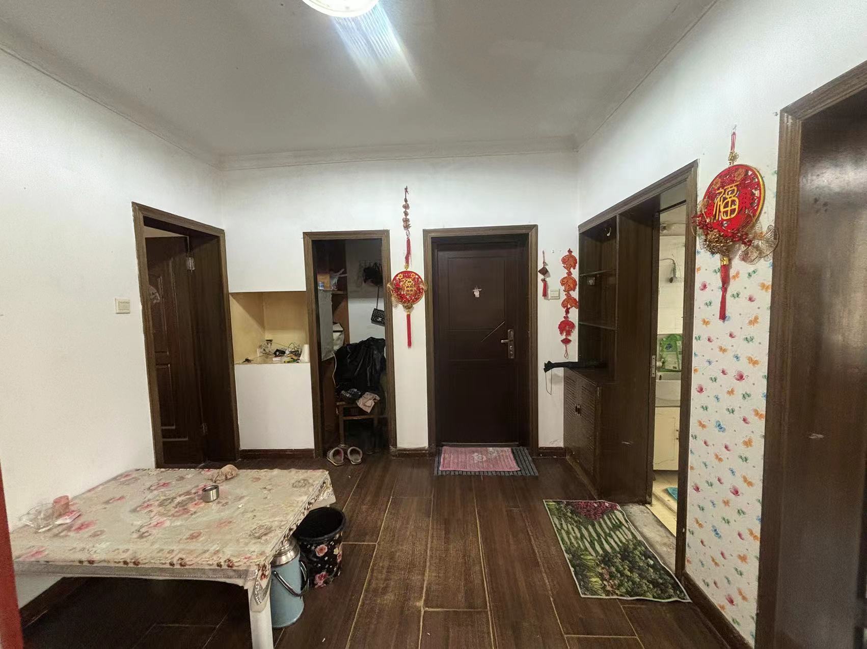 外滩小区 1室1厅1卫 57.11m&sup2;