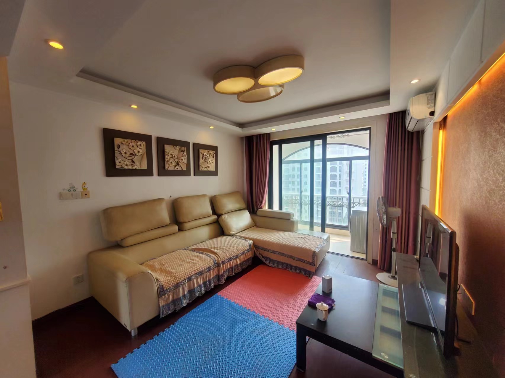 高迪晶城 2室2厅1卫 93m&sup2;