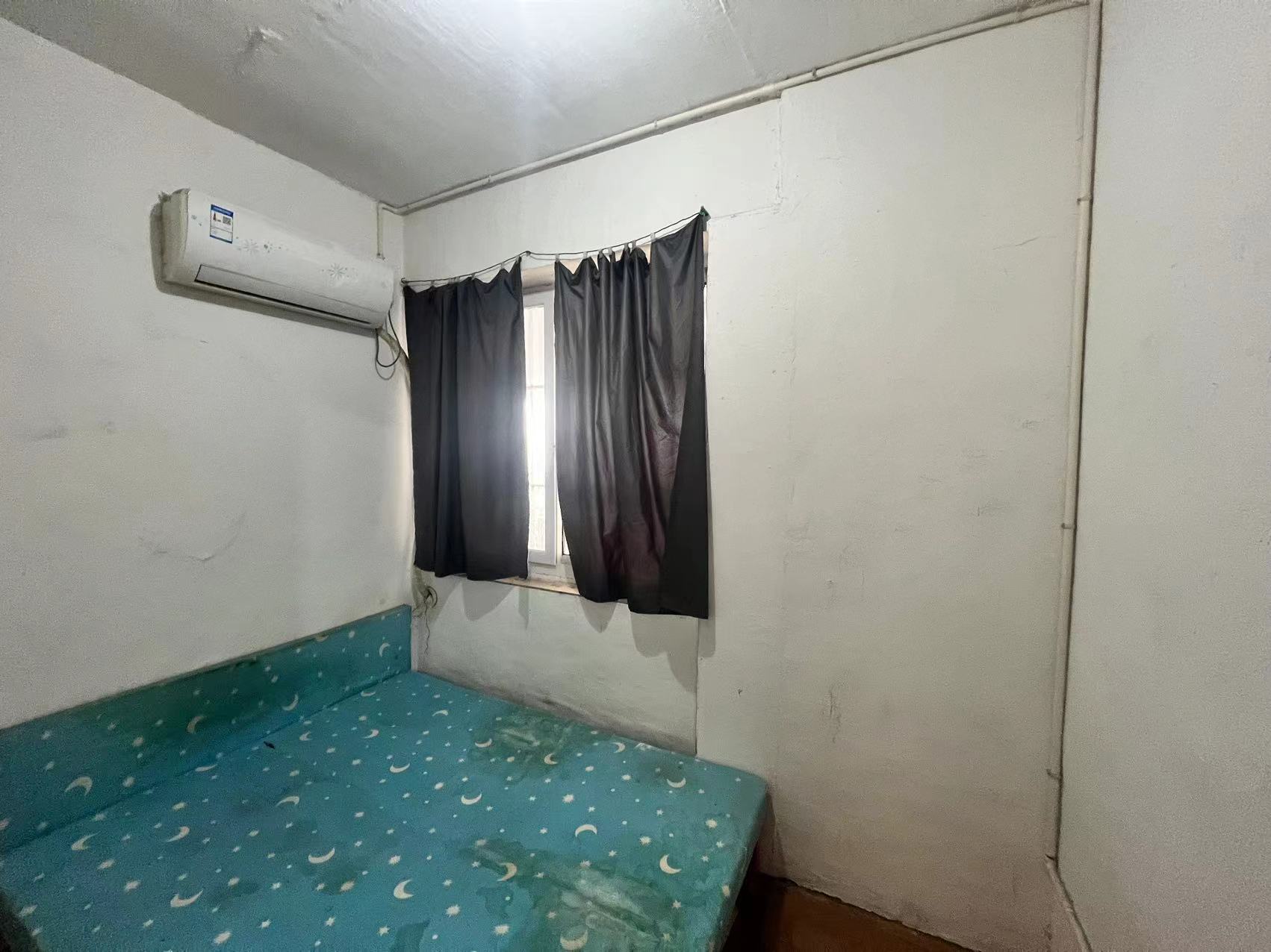 世茂公元 2室2厅1卫 67.5m&sup2;