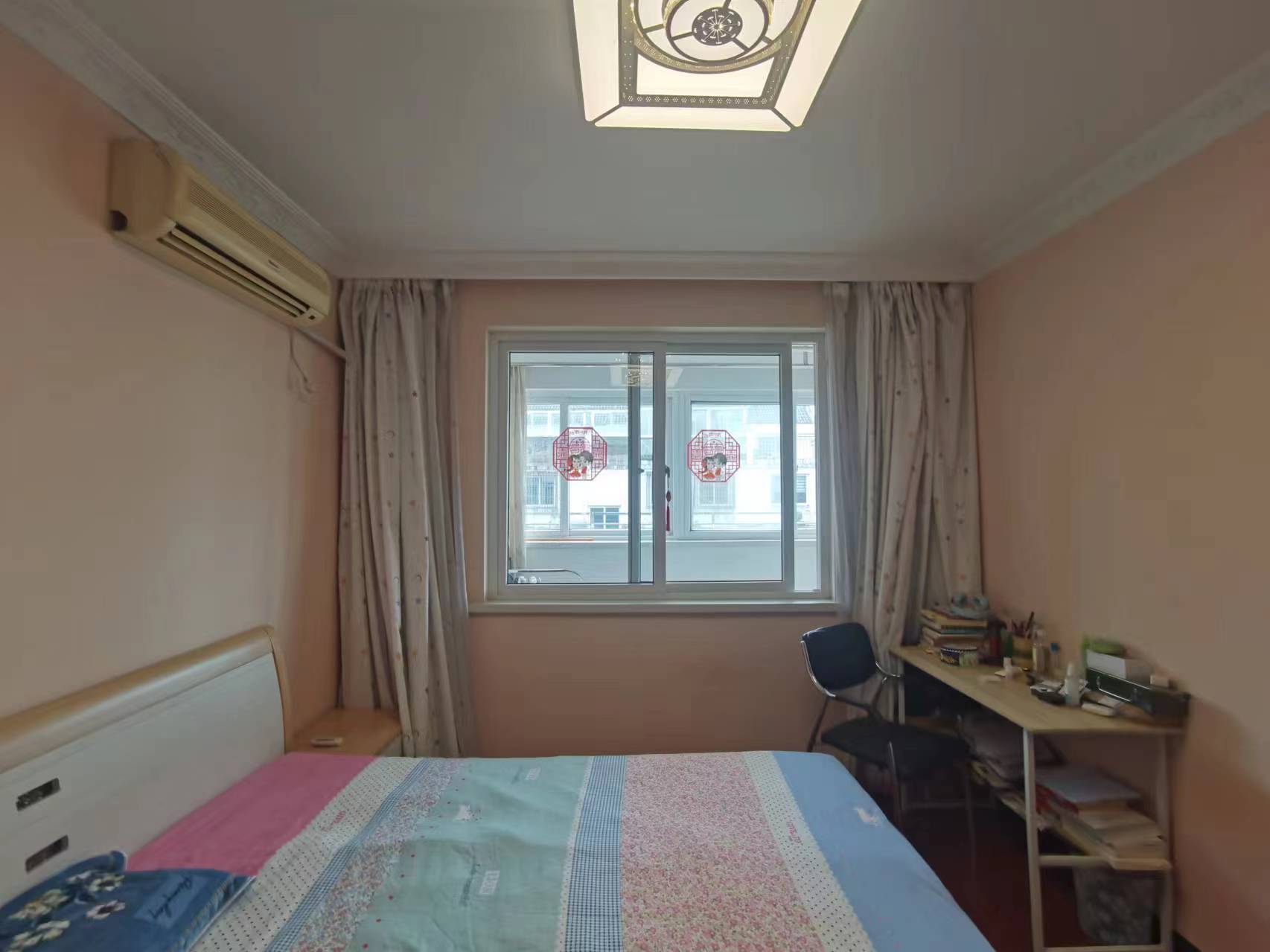 跃龙小苑 7室3厅2卫 220m&sup2;