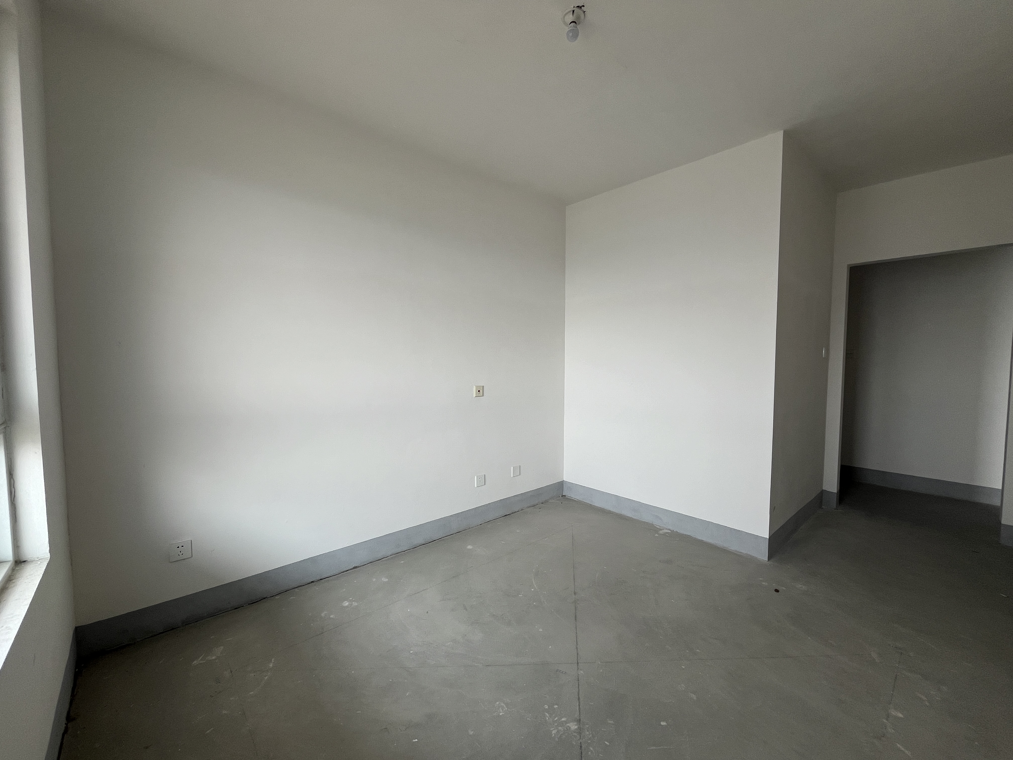 崇川星光域 4室2厅3卫 142m²