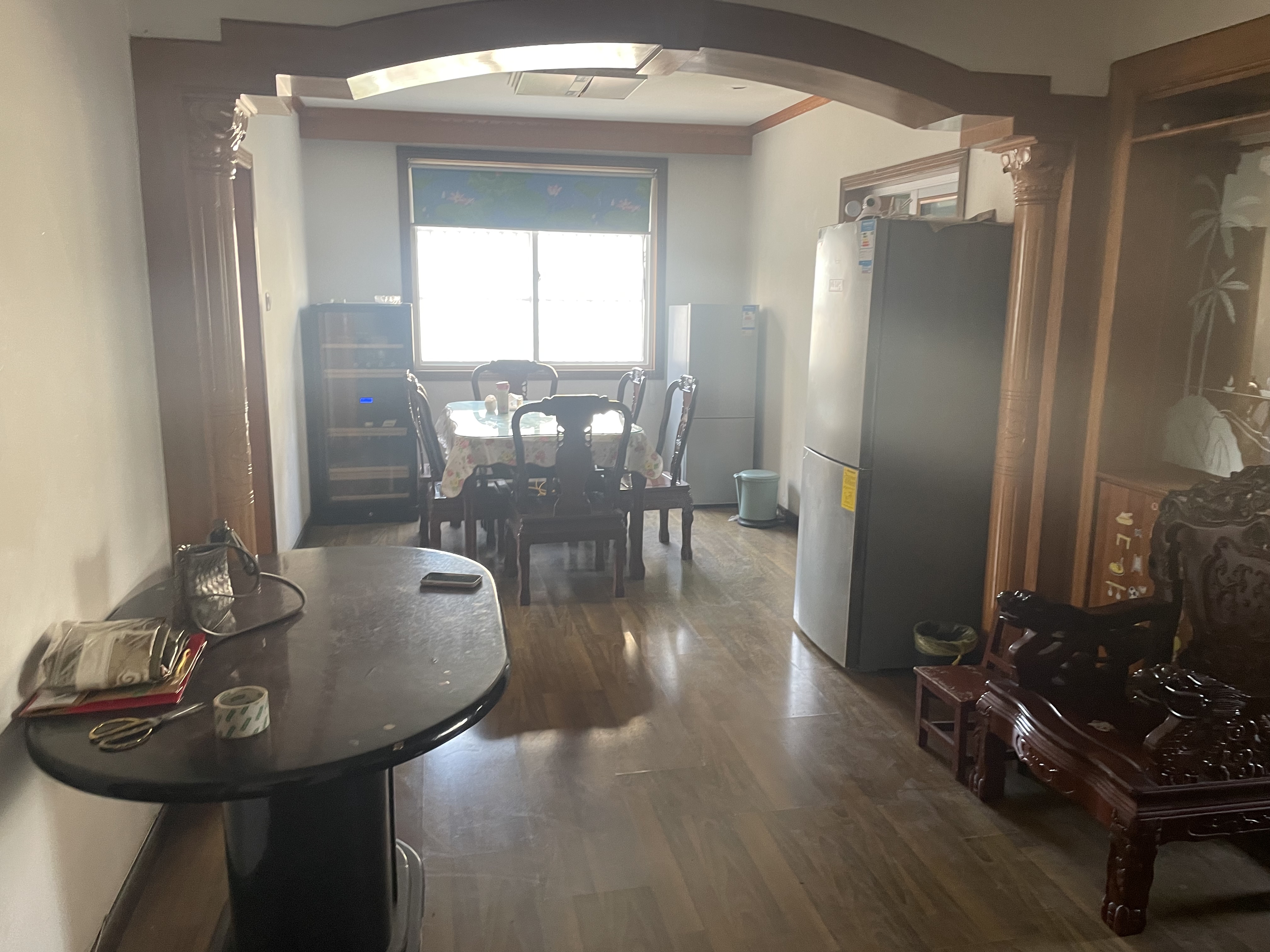 中远小区 3室2厅2卫 140.00m²