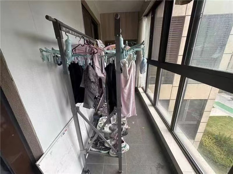 富力院士廷 4室2厅2卫 136m&sup2;