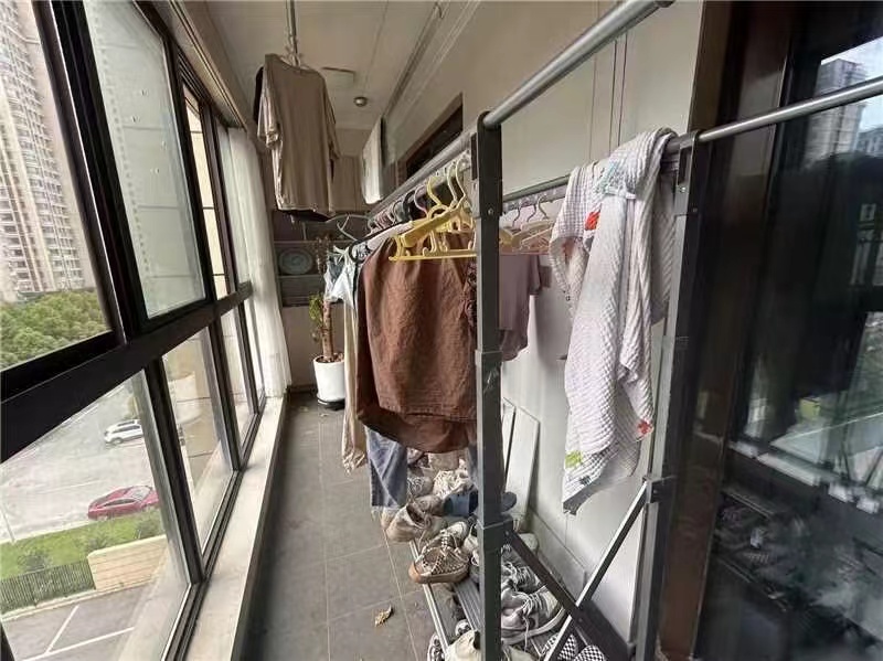 富力院士廷 4室2厅2卫 136m&sup2;