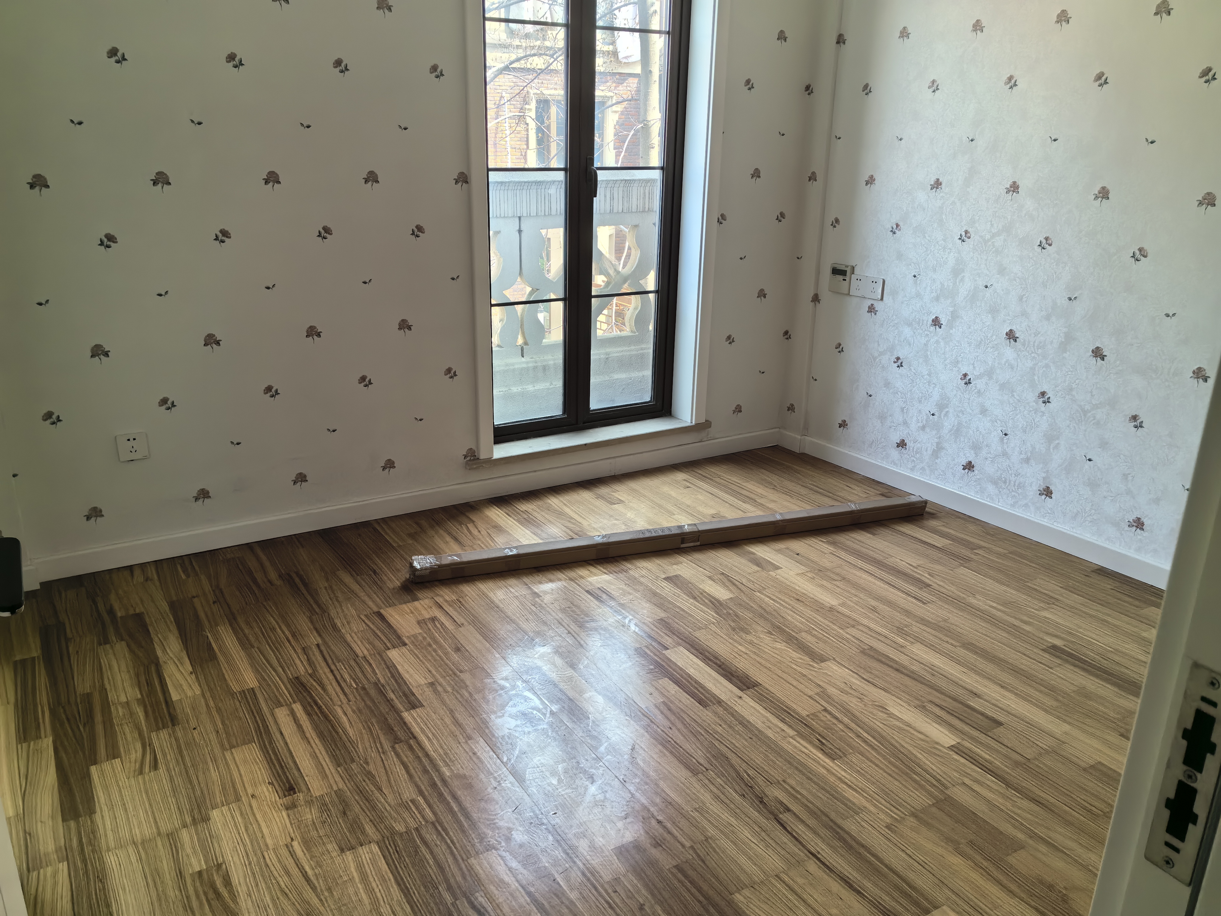 紫琅上郡 5室2厅1卫 235.00m&sup2;