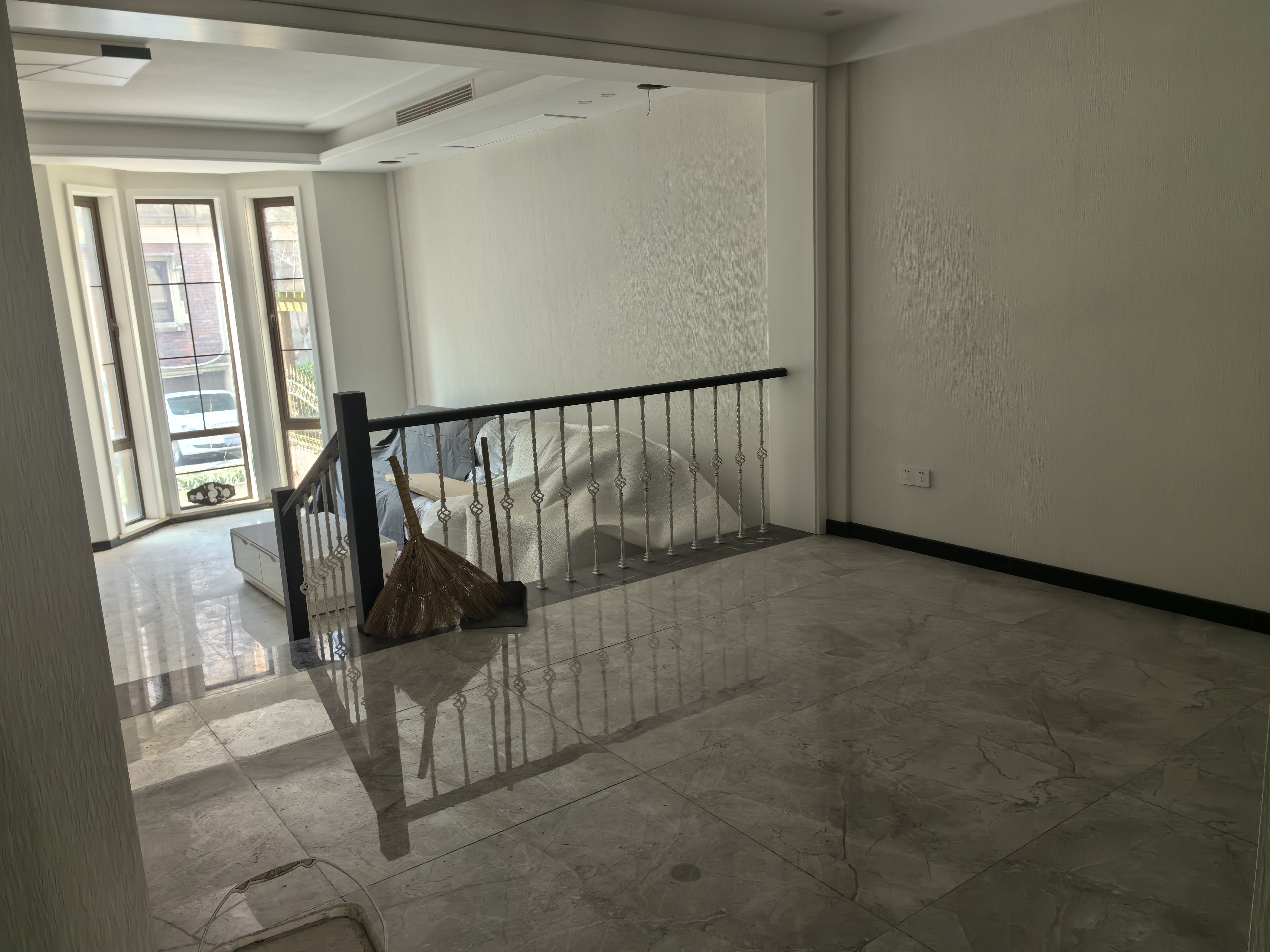 紫琅上郡 5室2厅1卫 235.00m&sup2;