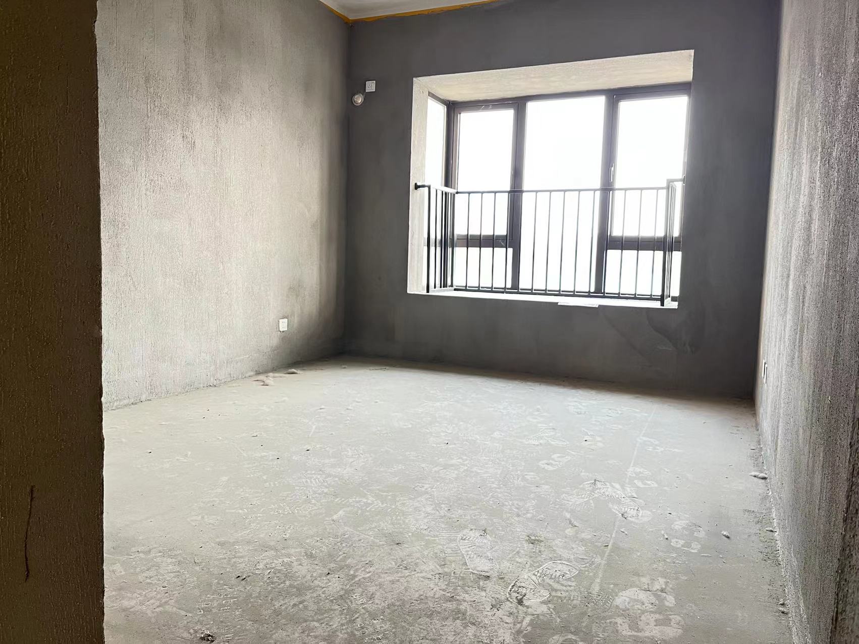 华强城 4室2厅2卫 158.00m&sup2;