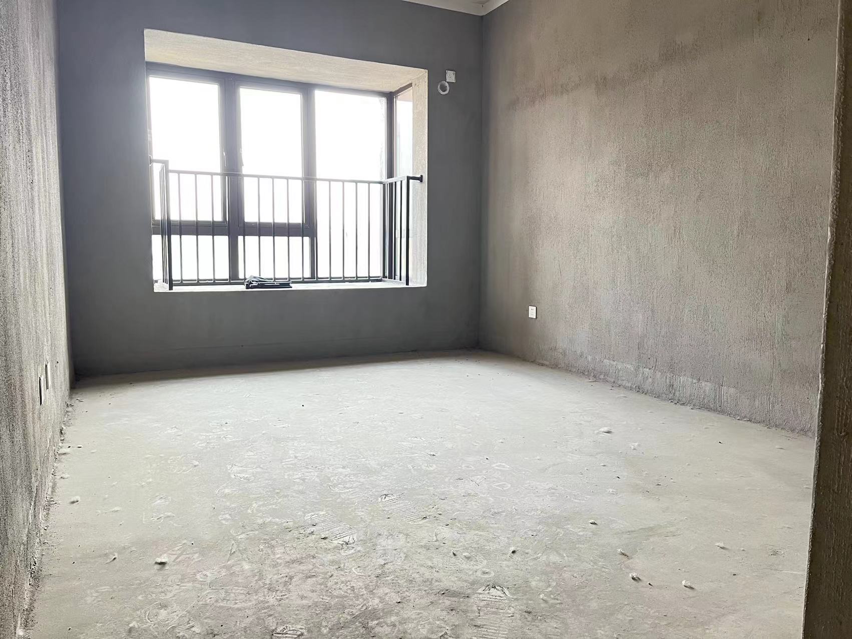 华强城 4室2厅2卫 158.00m&sup2;