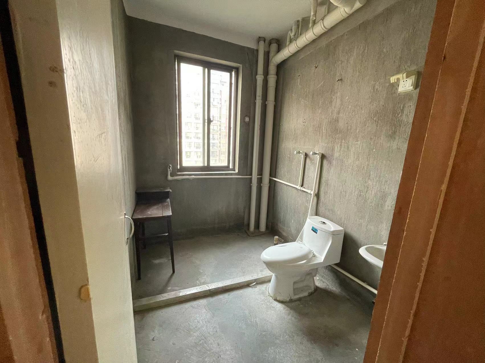大唐金城 4室2厅2卫 140.07m²