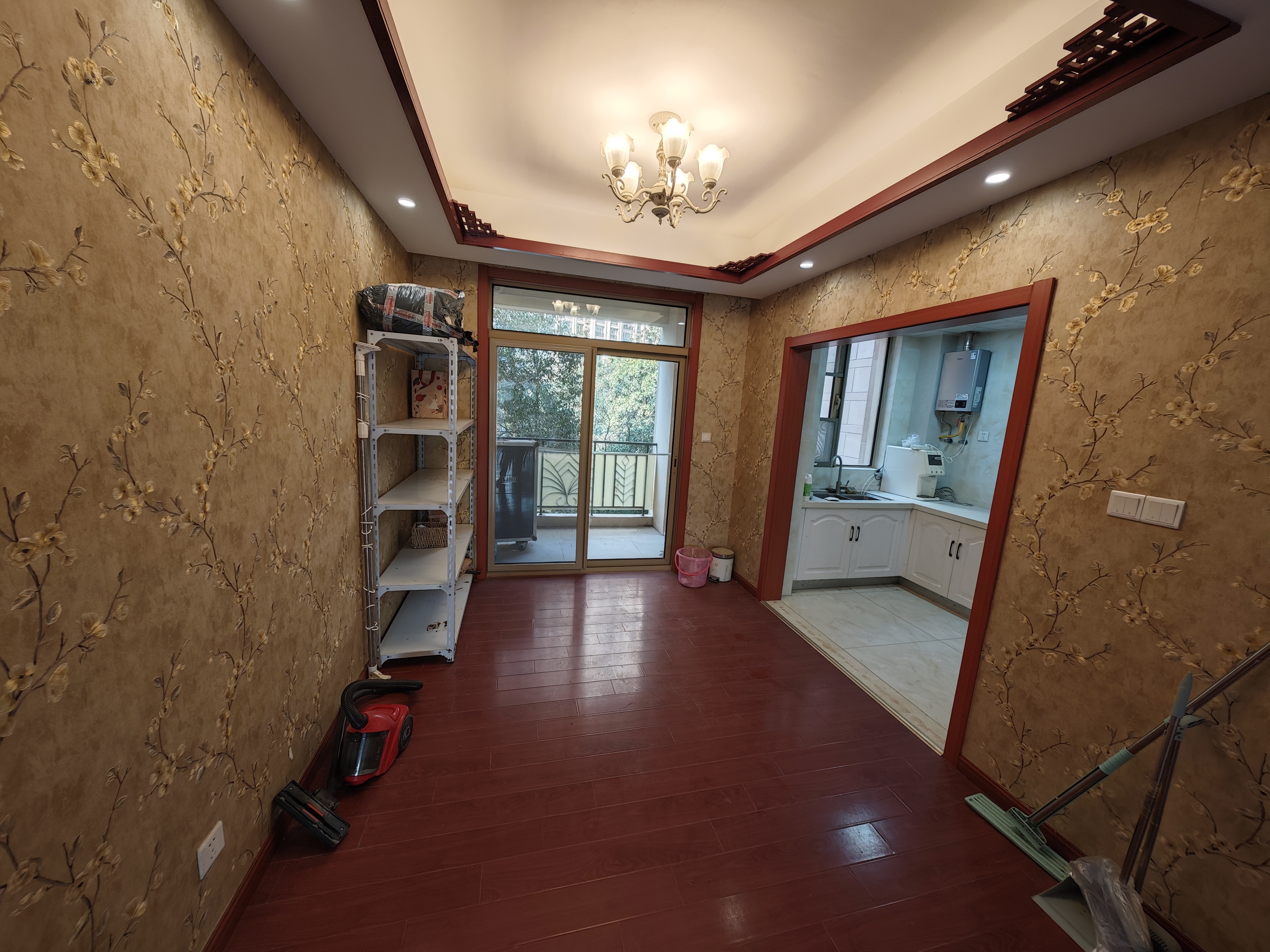 中南世纪花城一期 3室2厅1卫 131m&sup2;