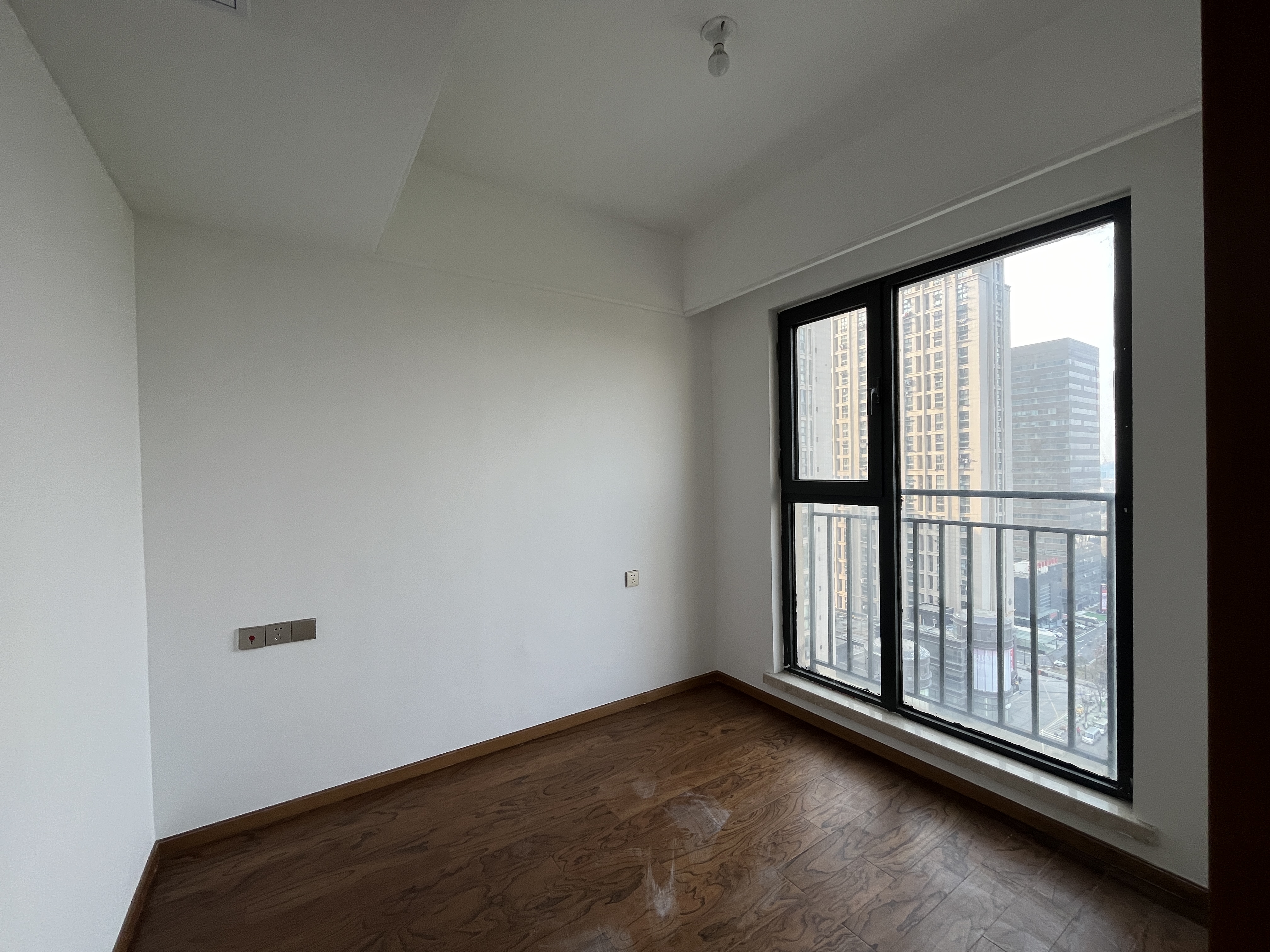 中南漫悦湾 5室3厅2卫 166.00m&sup2;