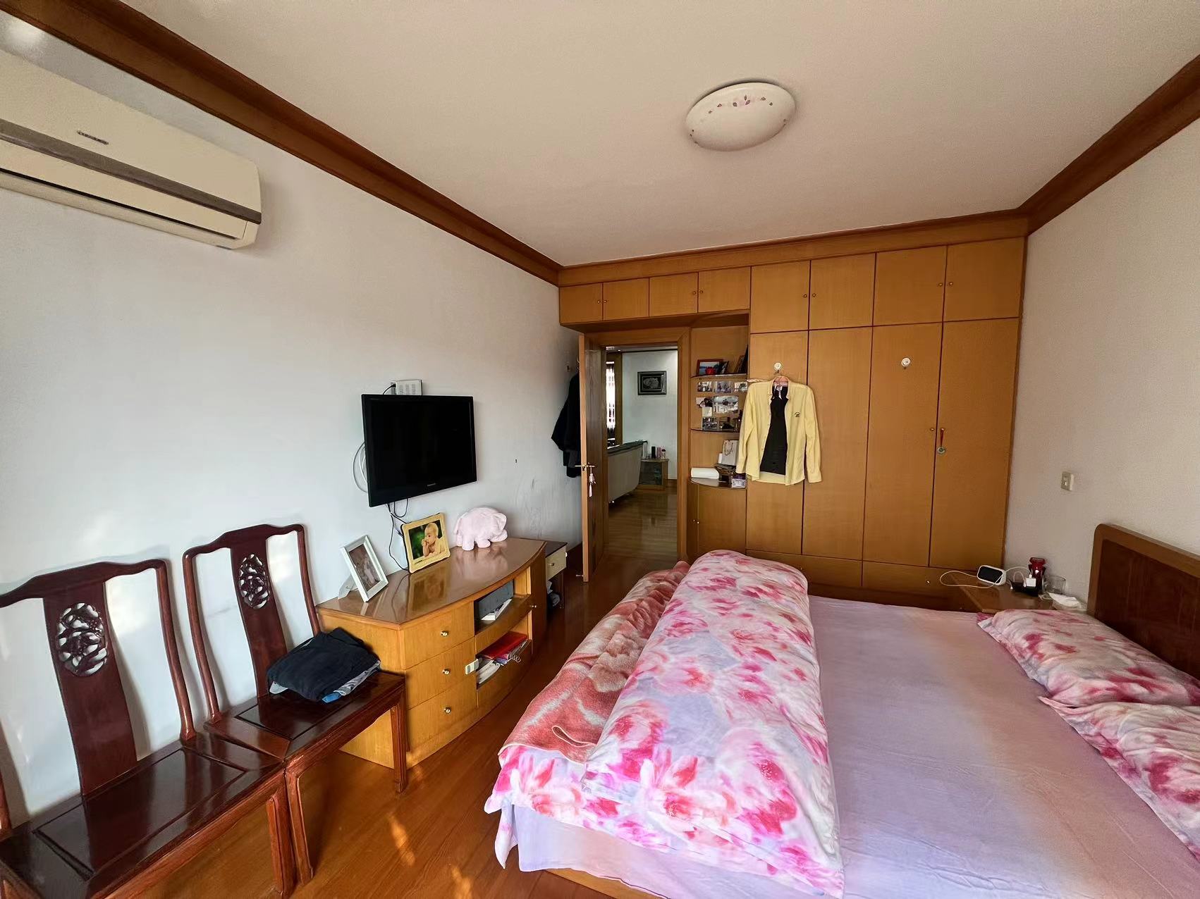 华侨花苑 2室2厅1卫 95m&sup2;