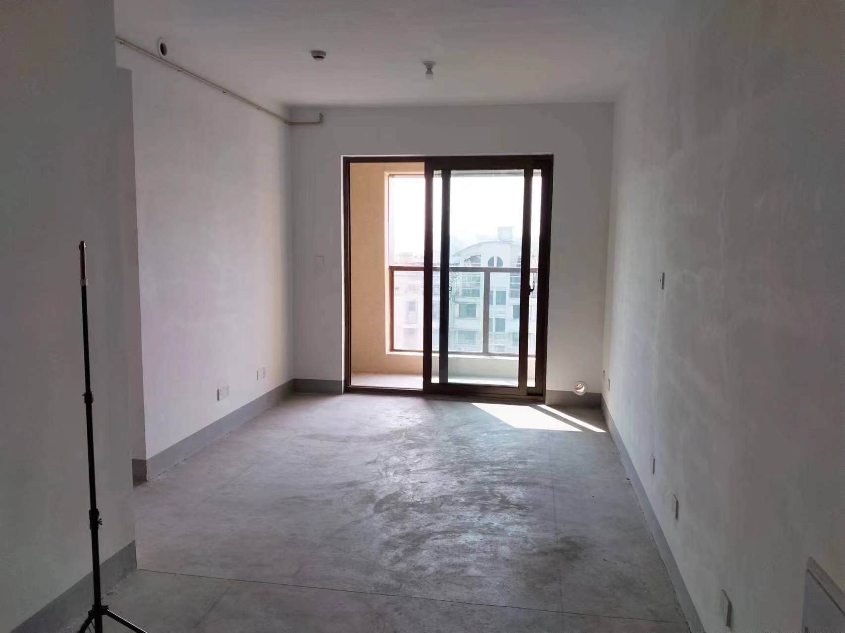 阳光悦城 2室1厅1卫 77m&sup2;