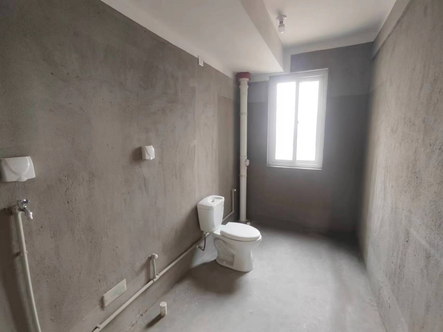 和润花苑 2室2厅1卫 98m&sup2;