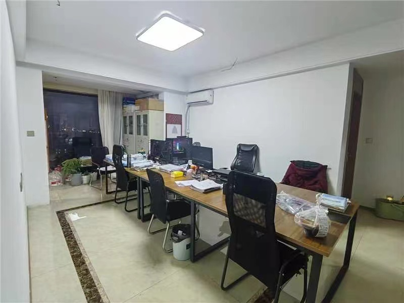 上悦城 3室2厅1卫 98m²
