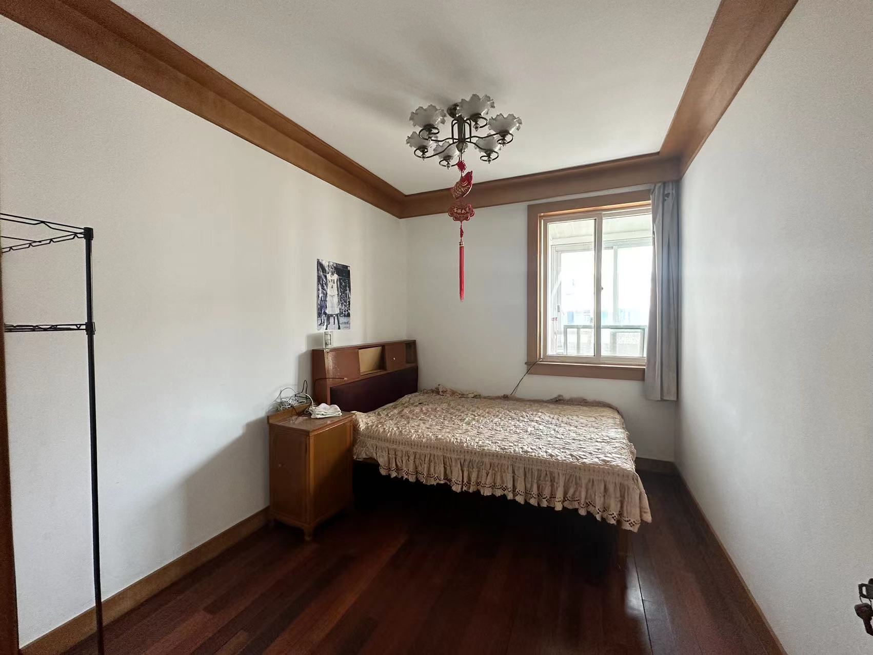 八角亭小区 4室2厅2卫 160m&sup2;
