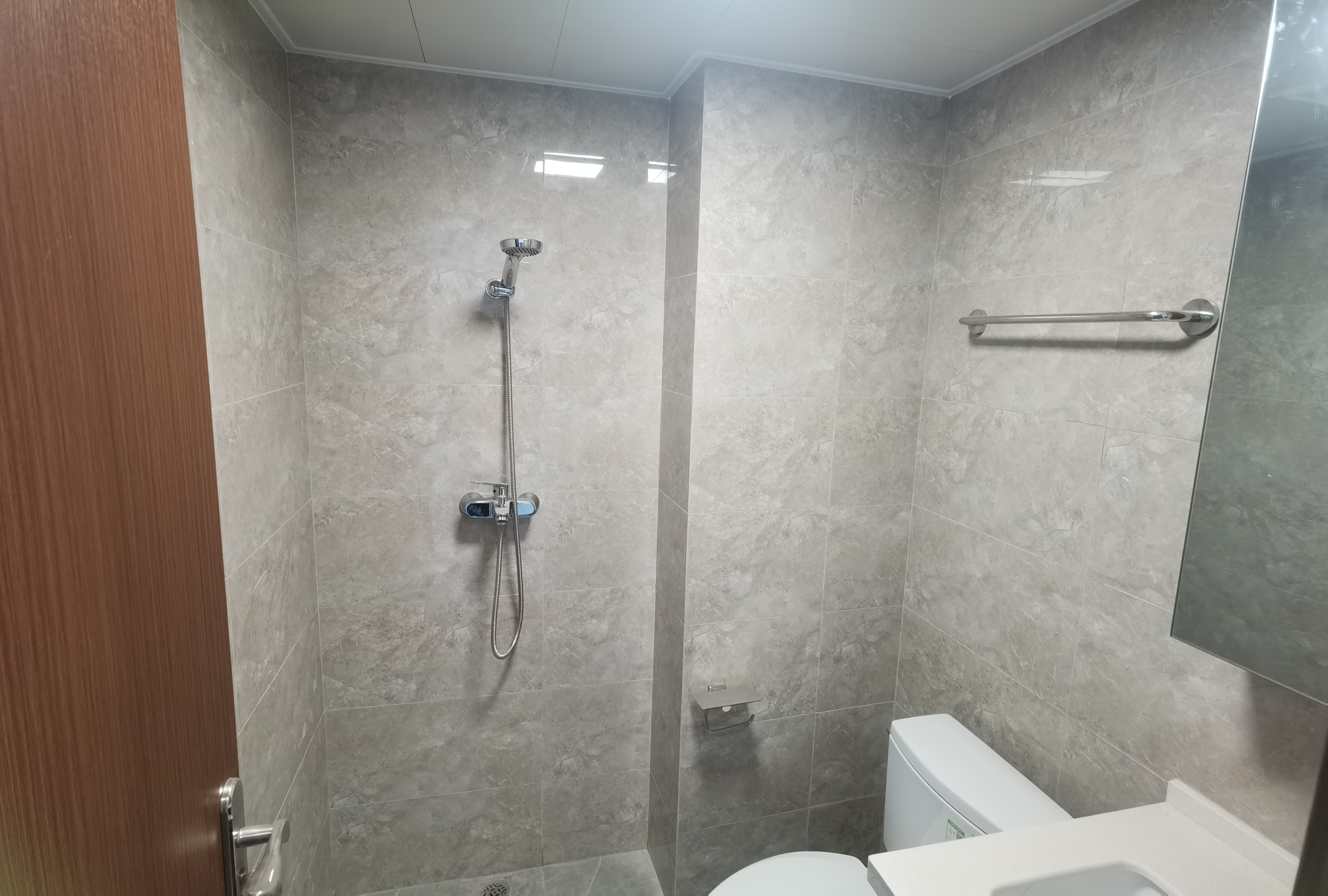 华强国际公馆 5室2厅3卫 189m&sup2;
