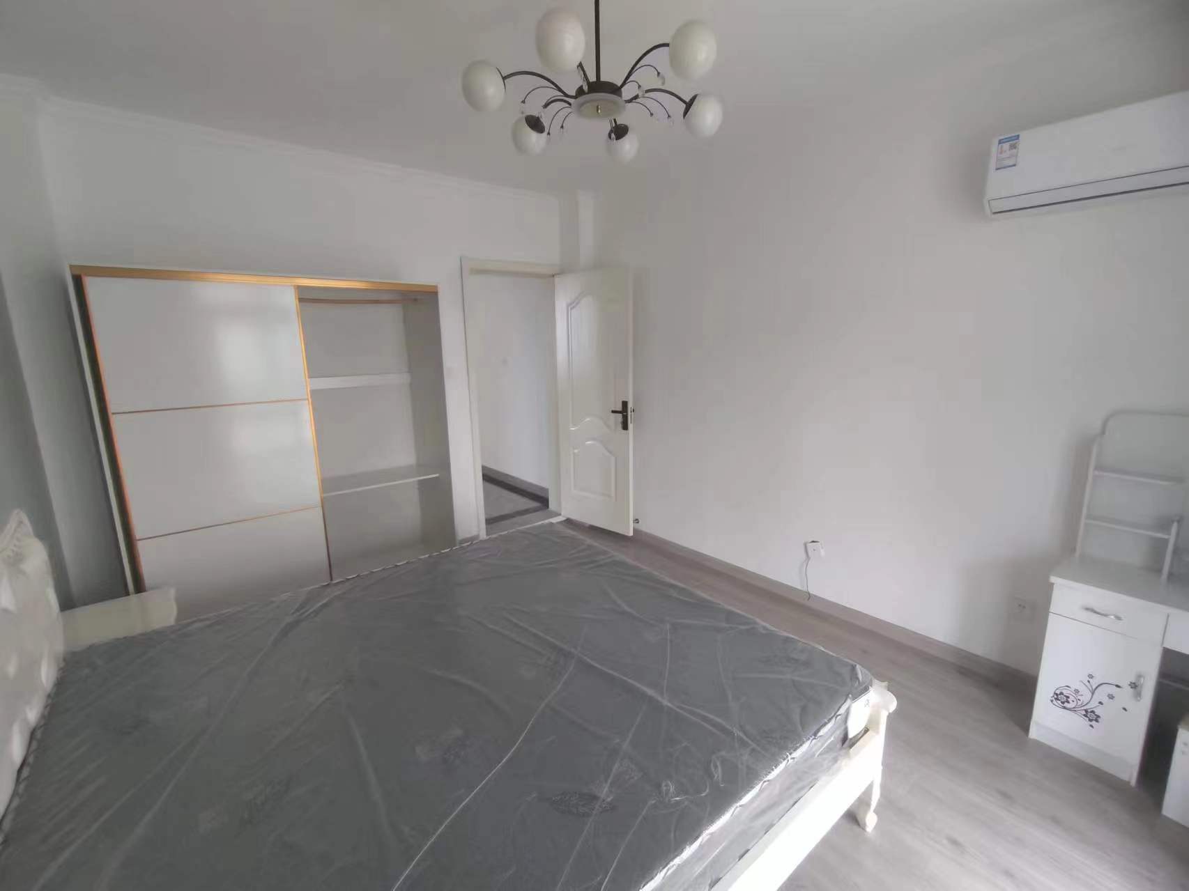 天一裕景苑 2室1厅1卫 80m&sup2;