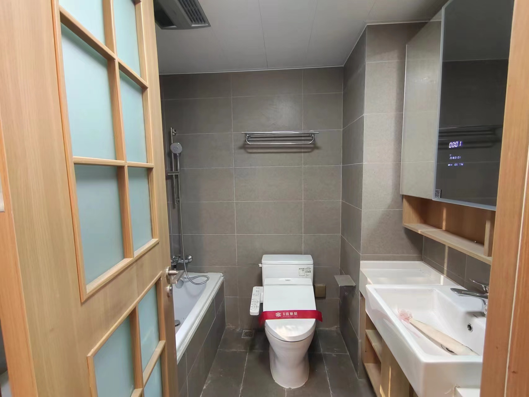 雍华府 3室2厅2卫 135.00m&sup2;