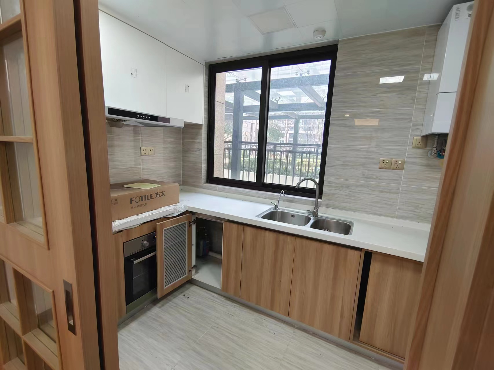 雍华府 3室2厅2卫 135.00m&sup2;
