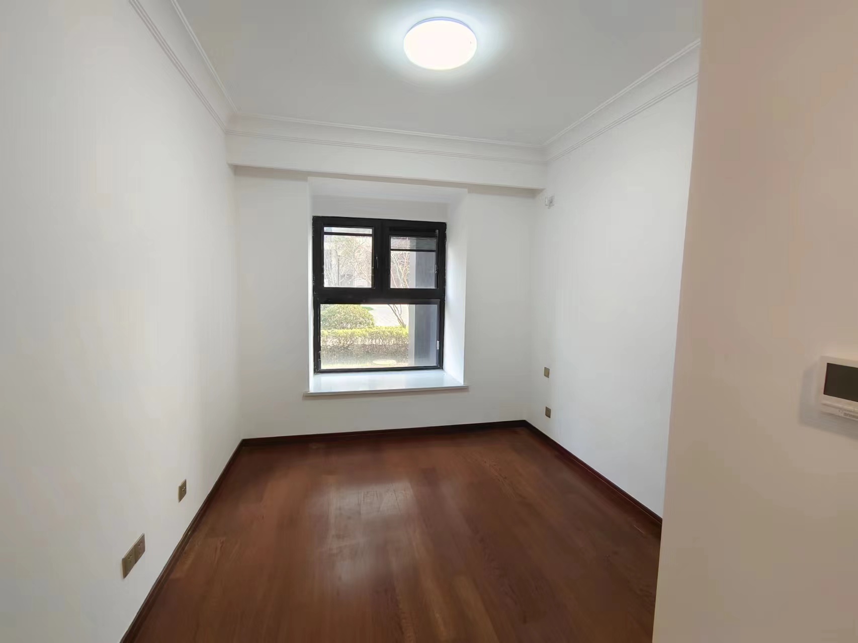 雍华府 3室2厅2卫 135.00m&sup2;