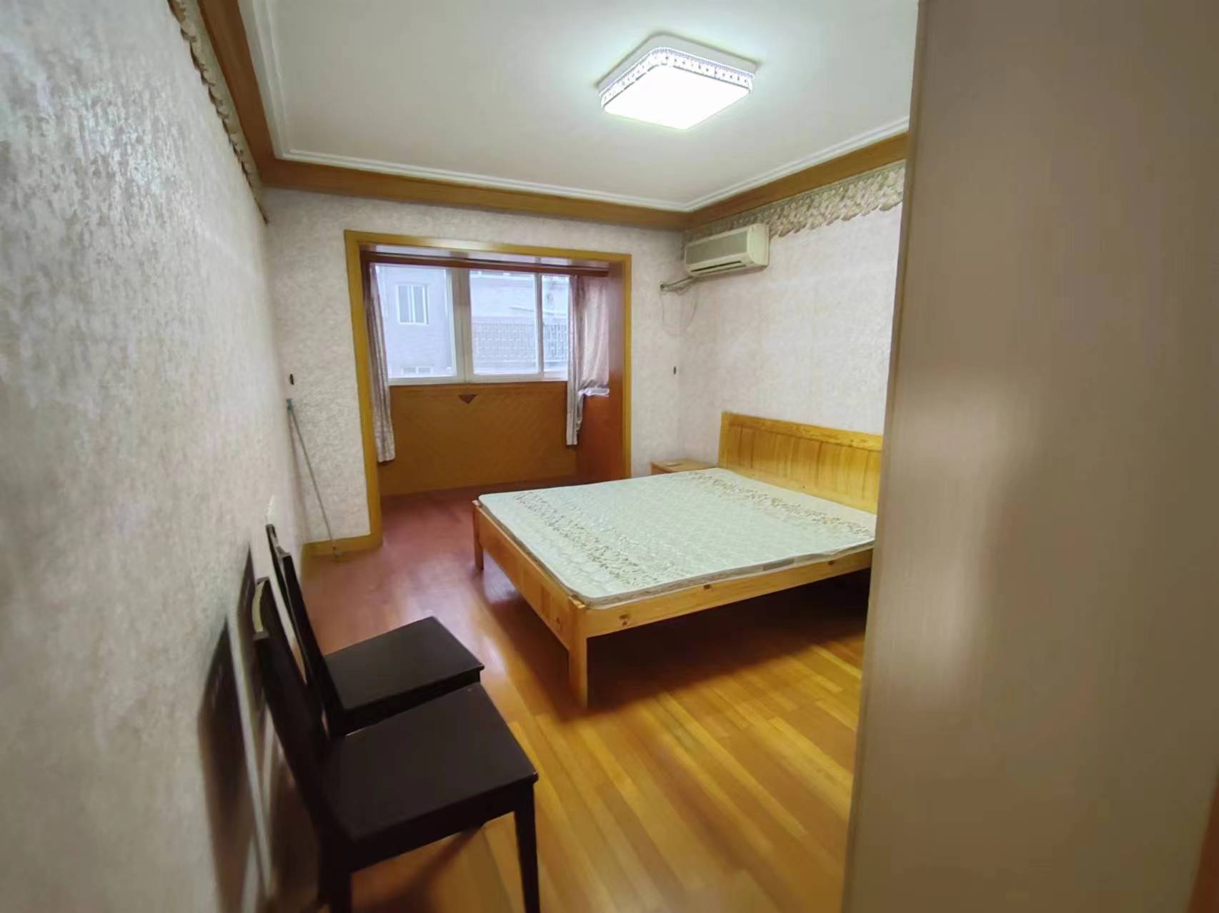 宏丰苑 3室2厅2卫 132m&sup2;