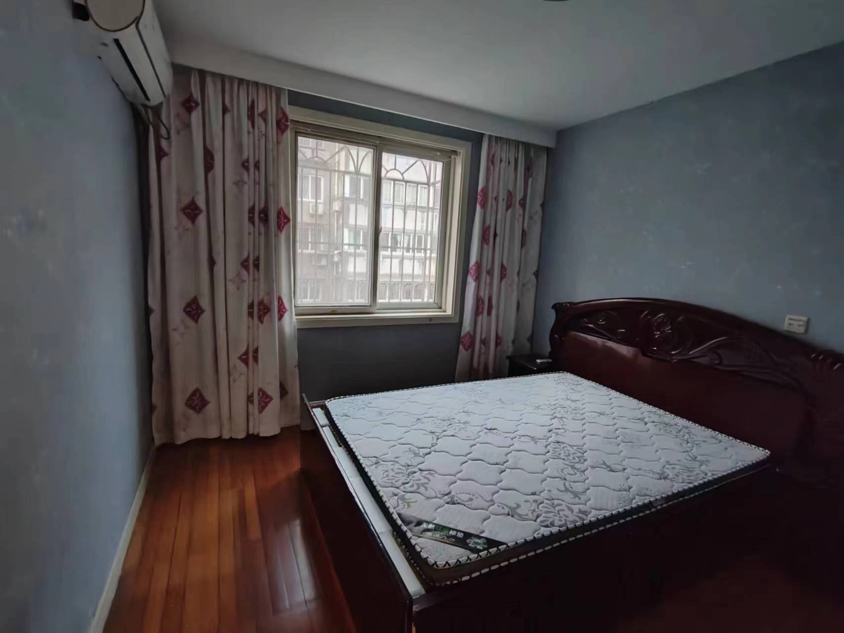 宏丰苑 3室2厅2卫 132m&sup2;