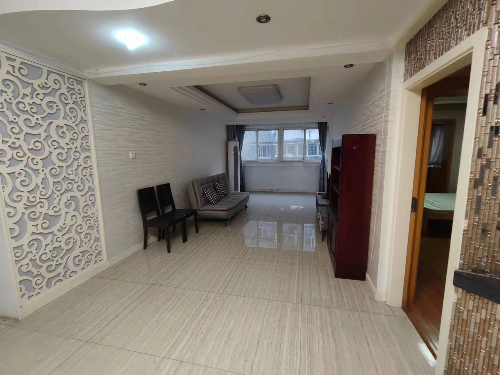 宏丰苑 3室2厅2卫 132m&sup2;