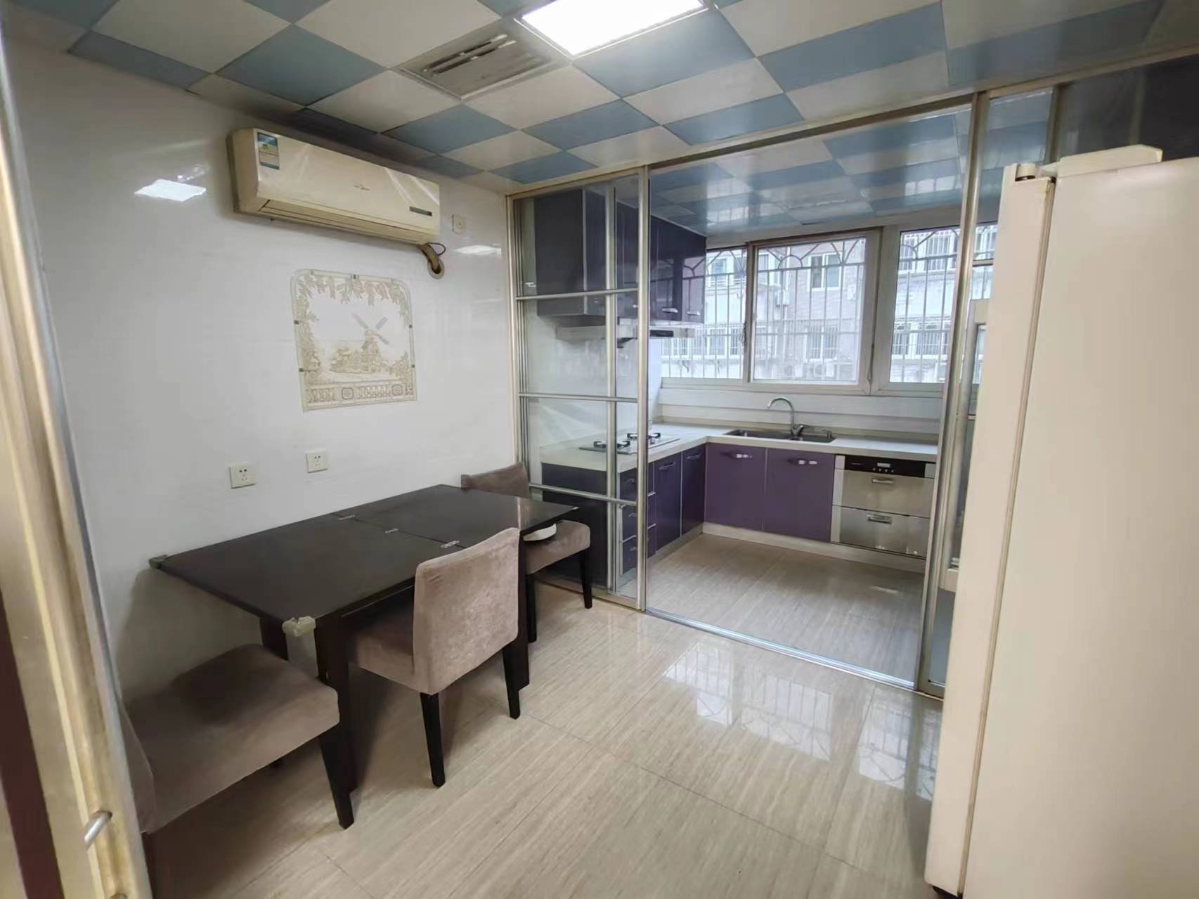 宏丰苑 3室2厅2卫 132m&sup2;