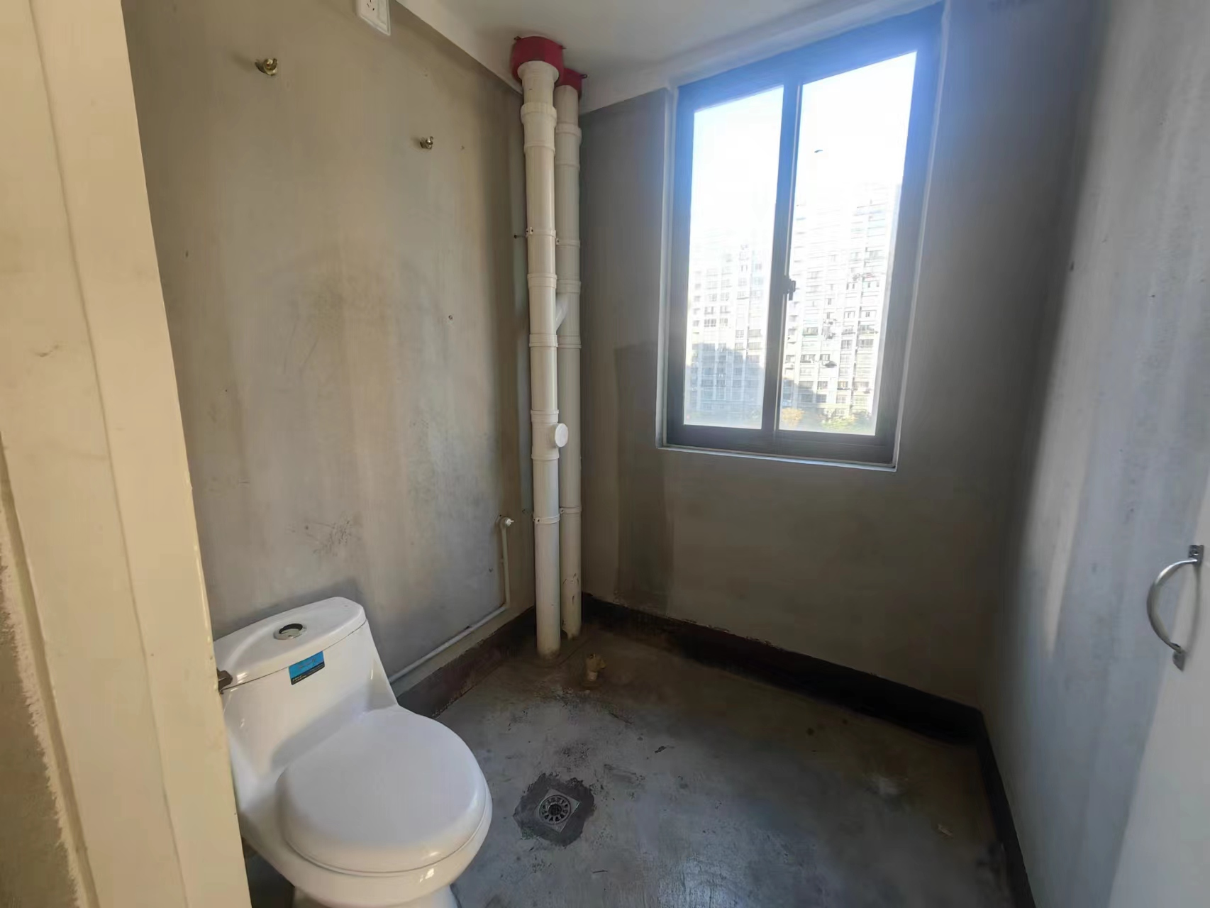 兴石花园 2室1厅1卫 83m&sup2;
