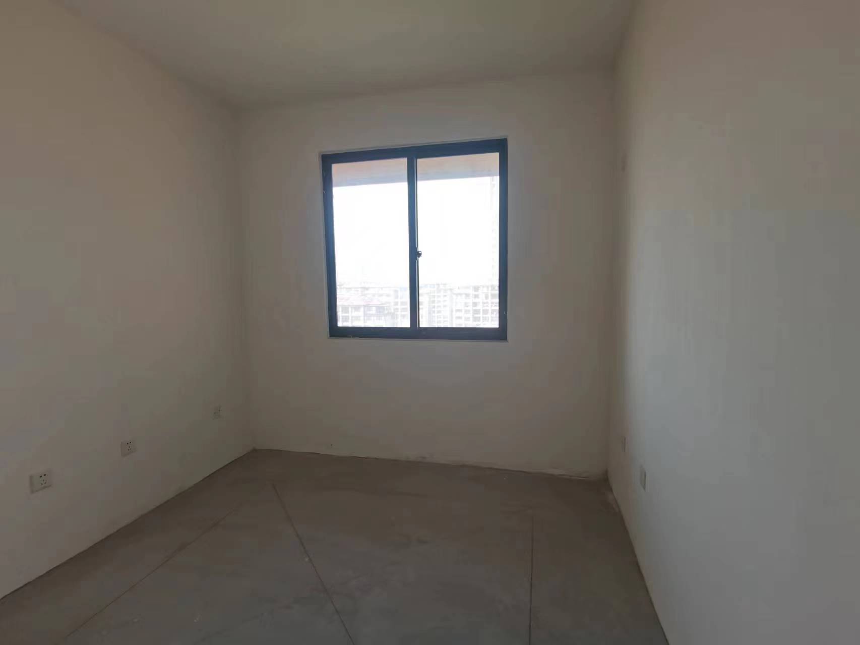 美佳盛庭 4室2厅2卫 125m&sup2;