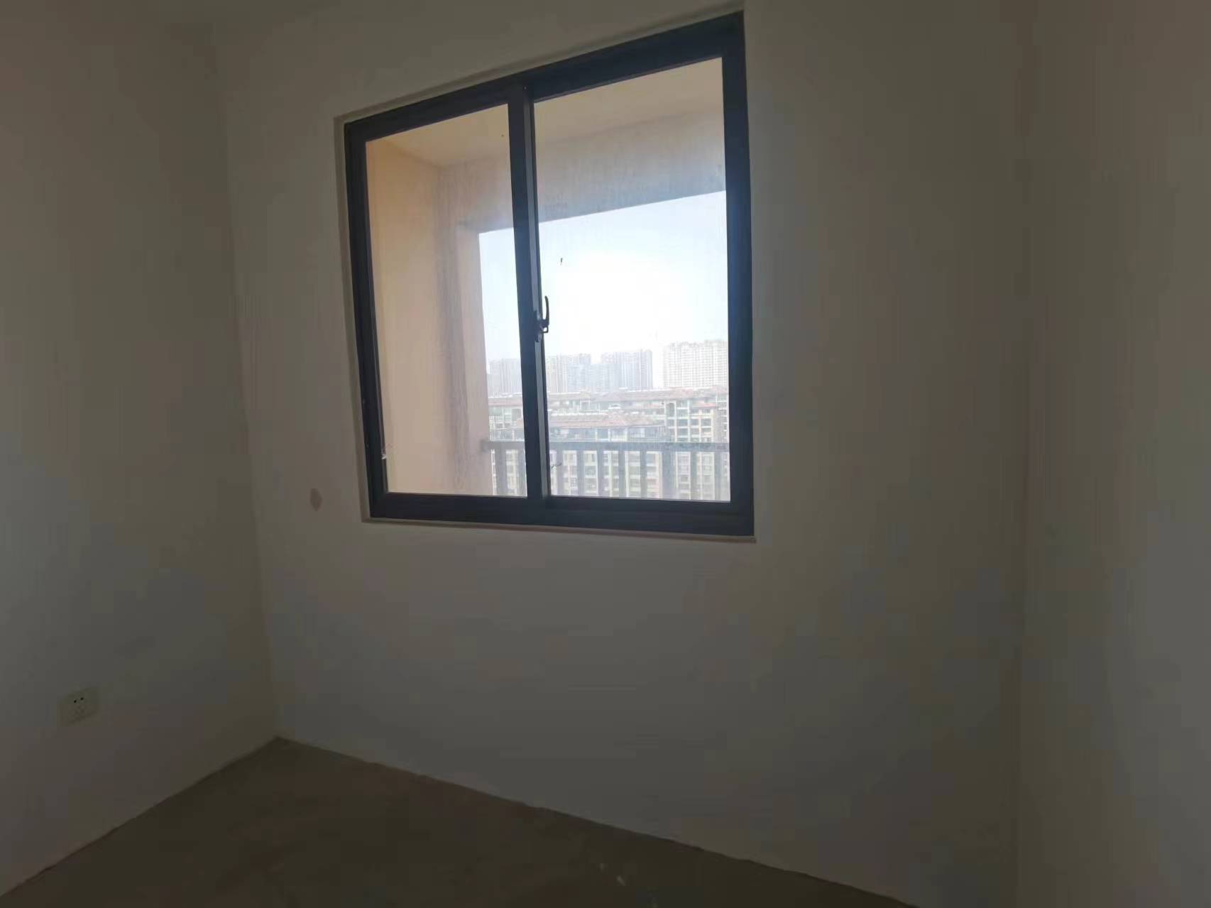美佳盛庭 4室2厅2卫 125m&sup2;
