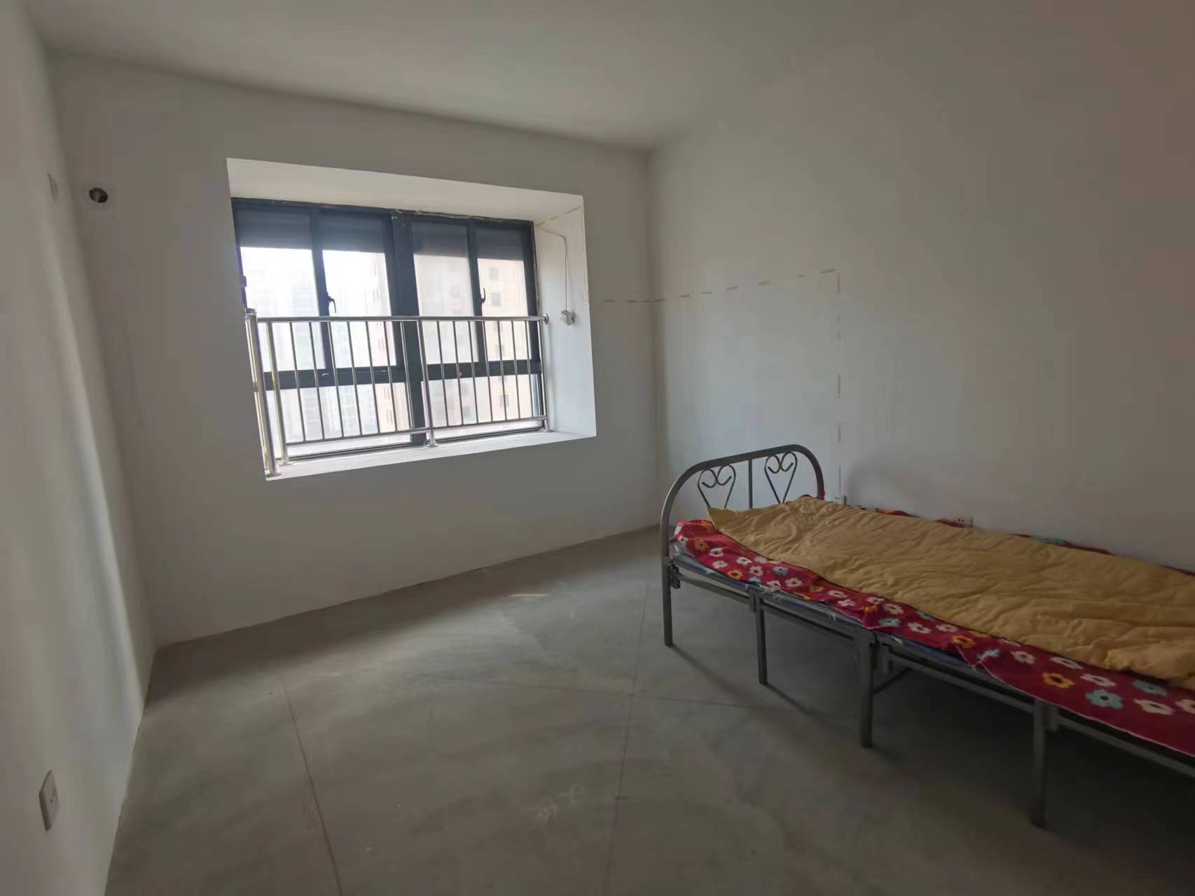 美佳盛庭 4室2厅2卫 125m&sup2;